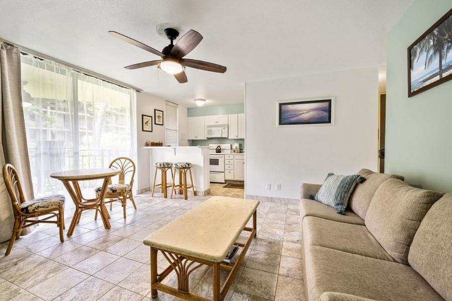 Kona Makai Private Tropical Suites with Pool