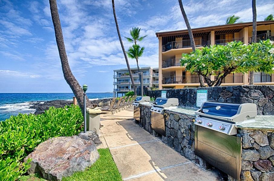 Kona Makai Private Tropical Suites with Pool