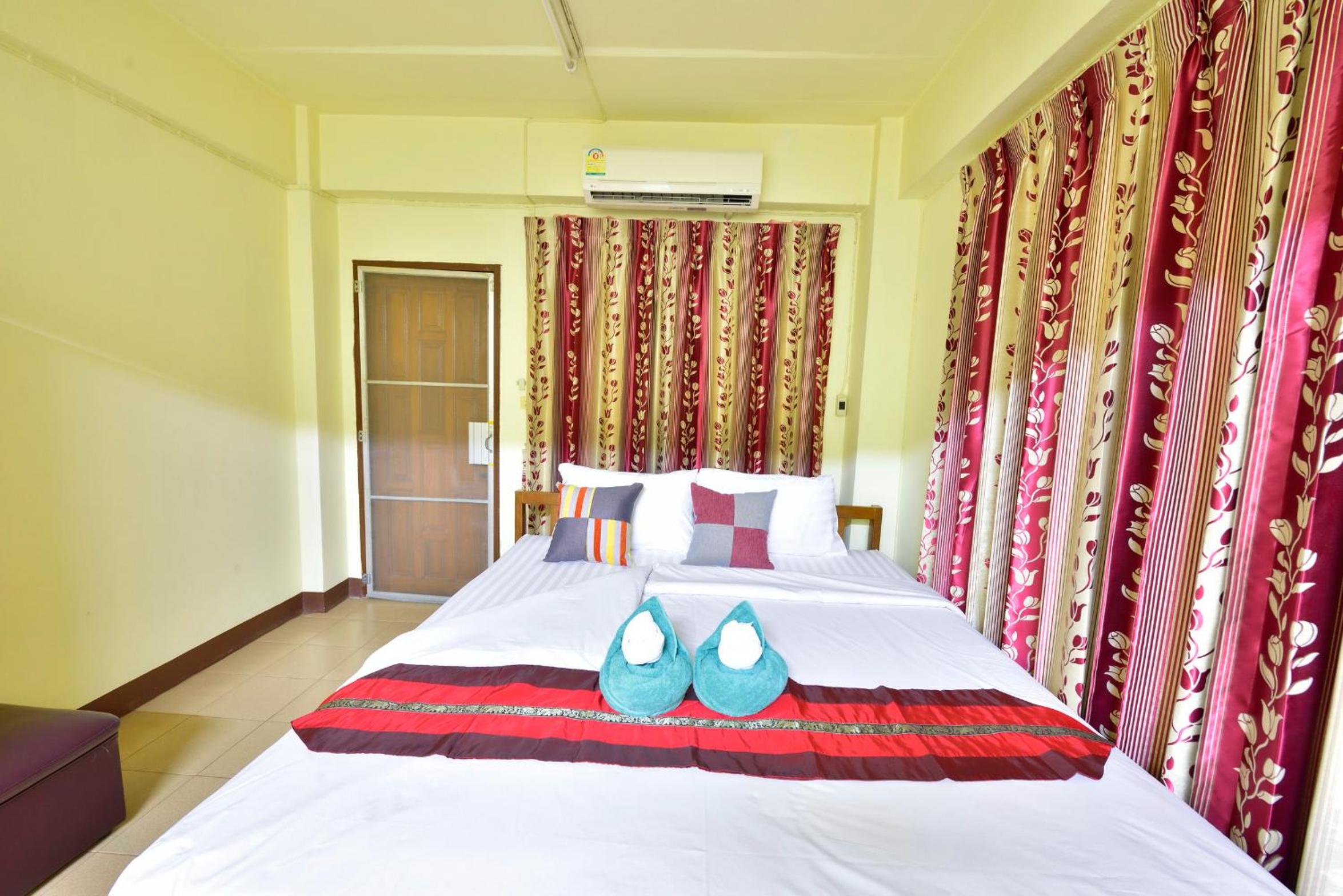 Saithong House