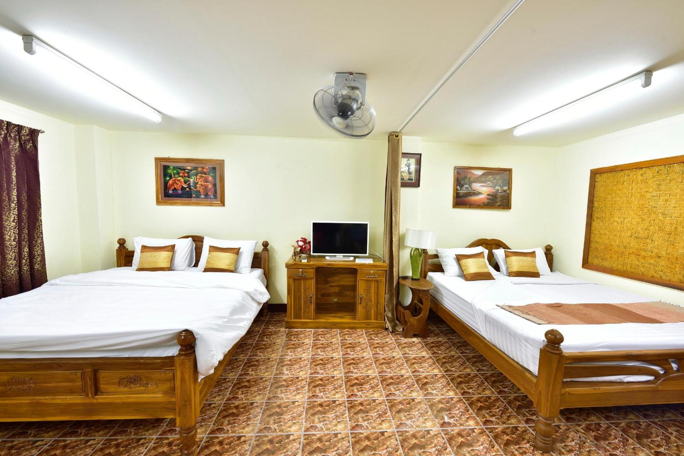 Saithong House