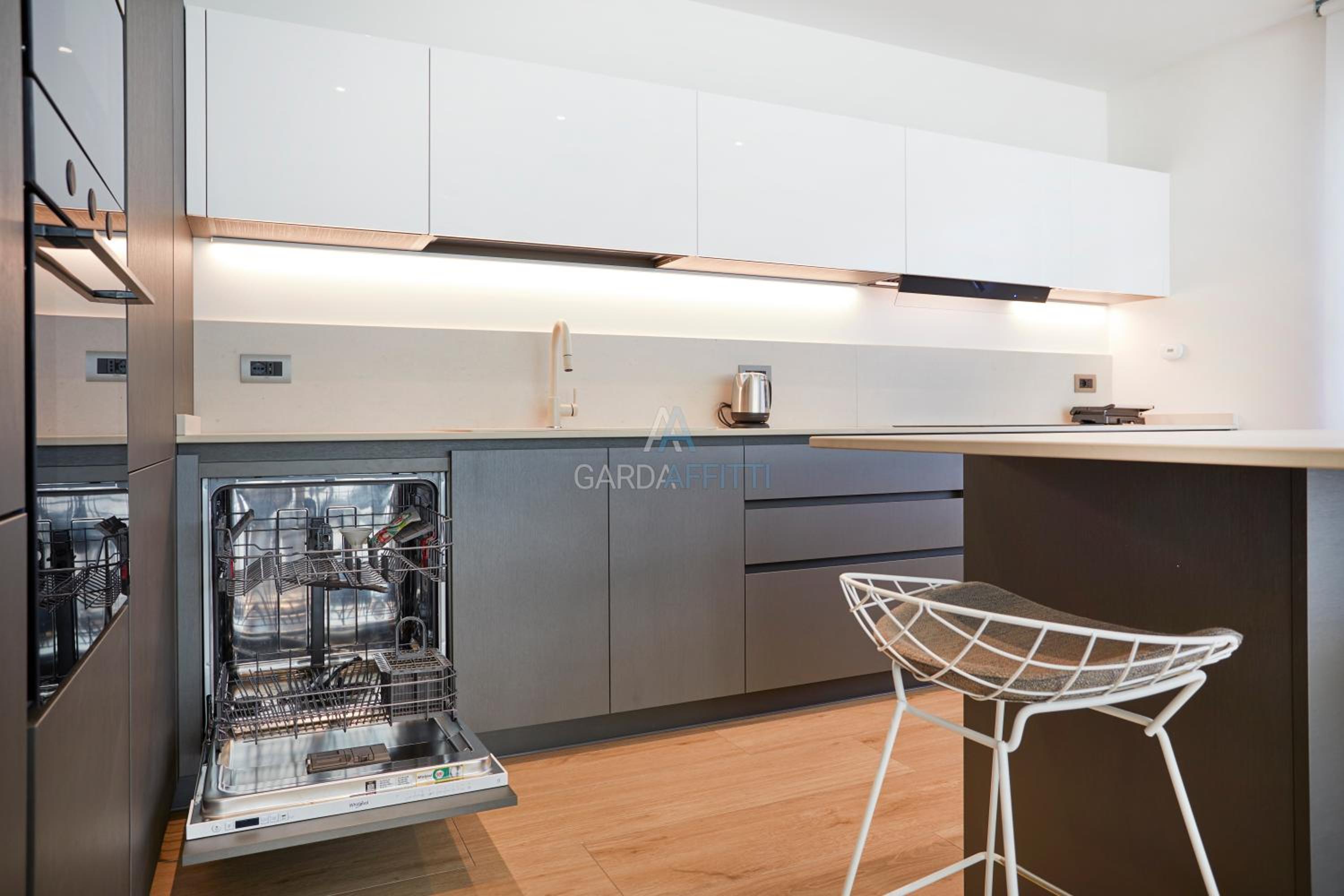 Diamond Lake View - Prestige Villa a 100m dal Lago