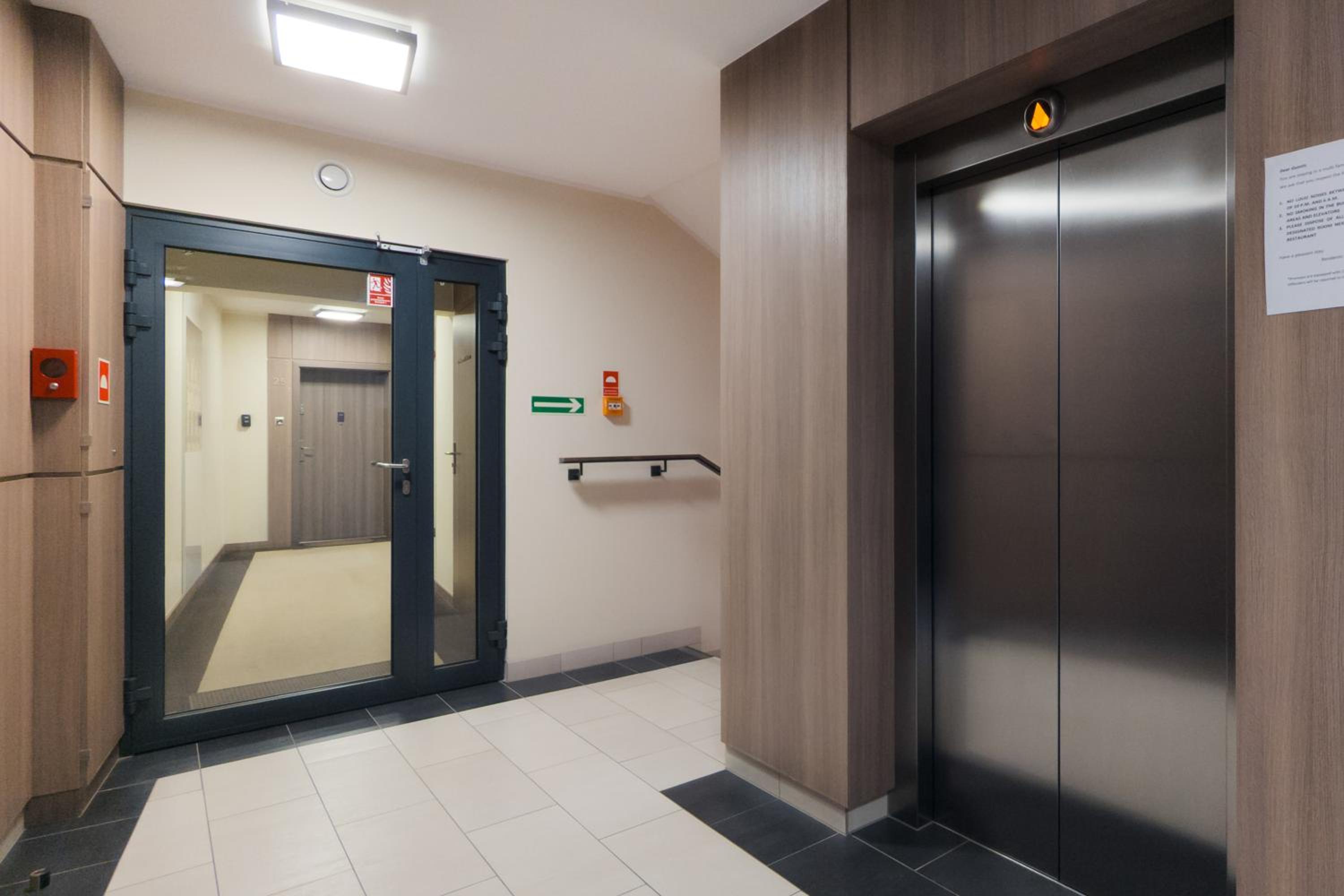 Flatbook Gdansk Old Town - Stylish 2-Bedroom Apartment with Parking