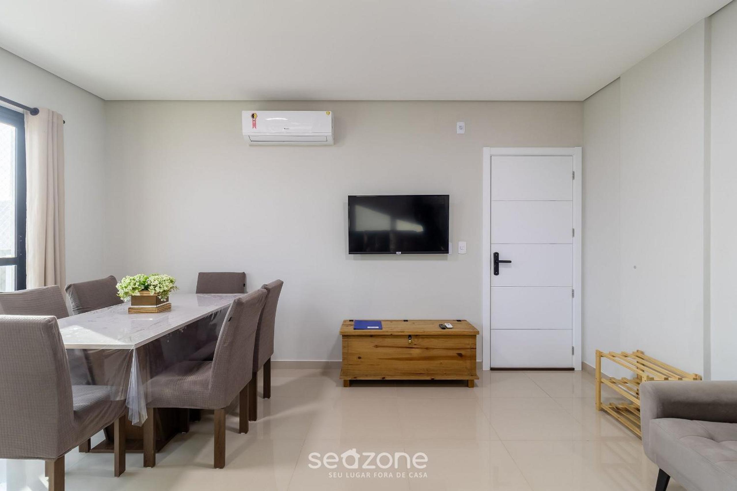 Apt with BBQ at Ingleses Beach | PNJ0203