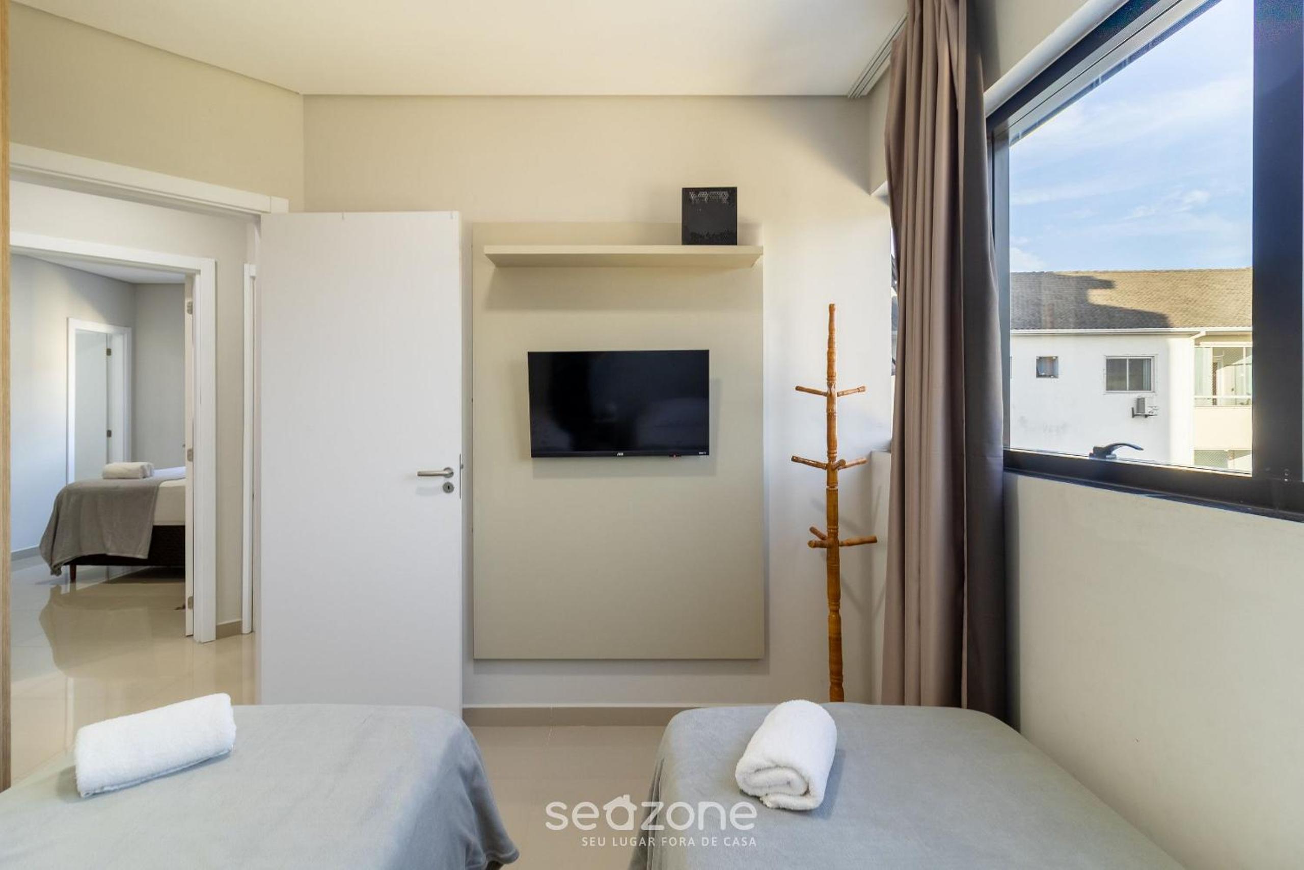 Apt with BBQ at Ingleses Beach | PNJ0203