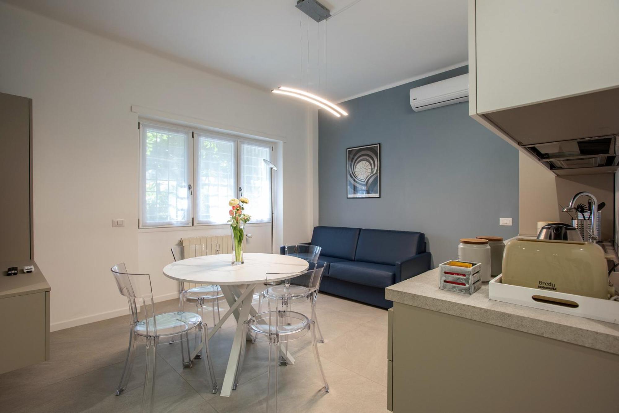 6 fermate dal Centro, Residenza Marchese Roma