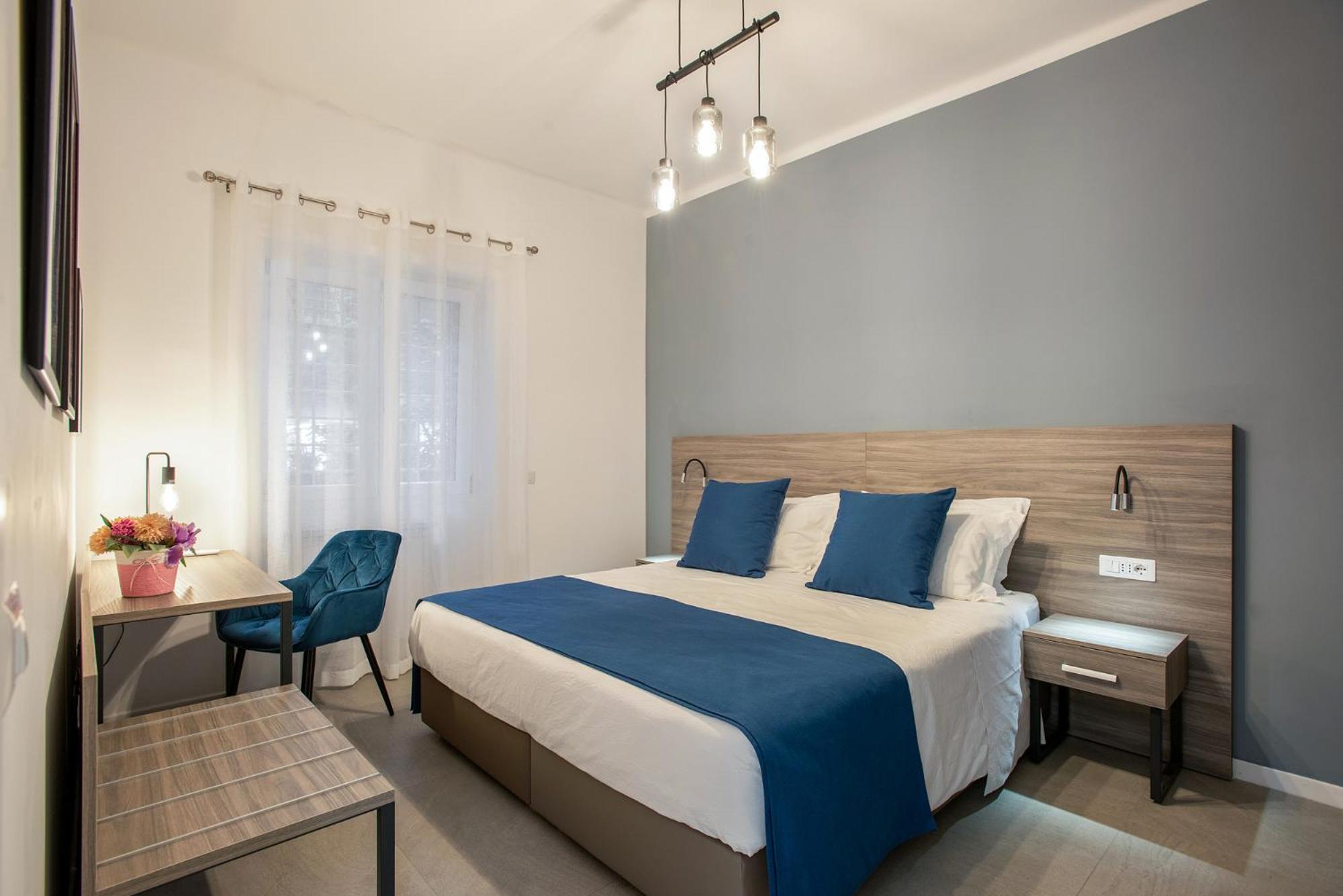 6 fermate dal Centro, Residenza Marchese Roma