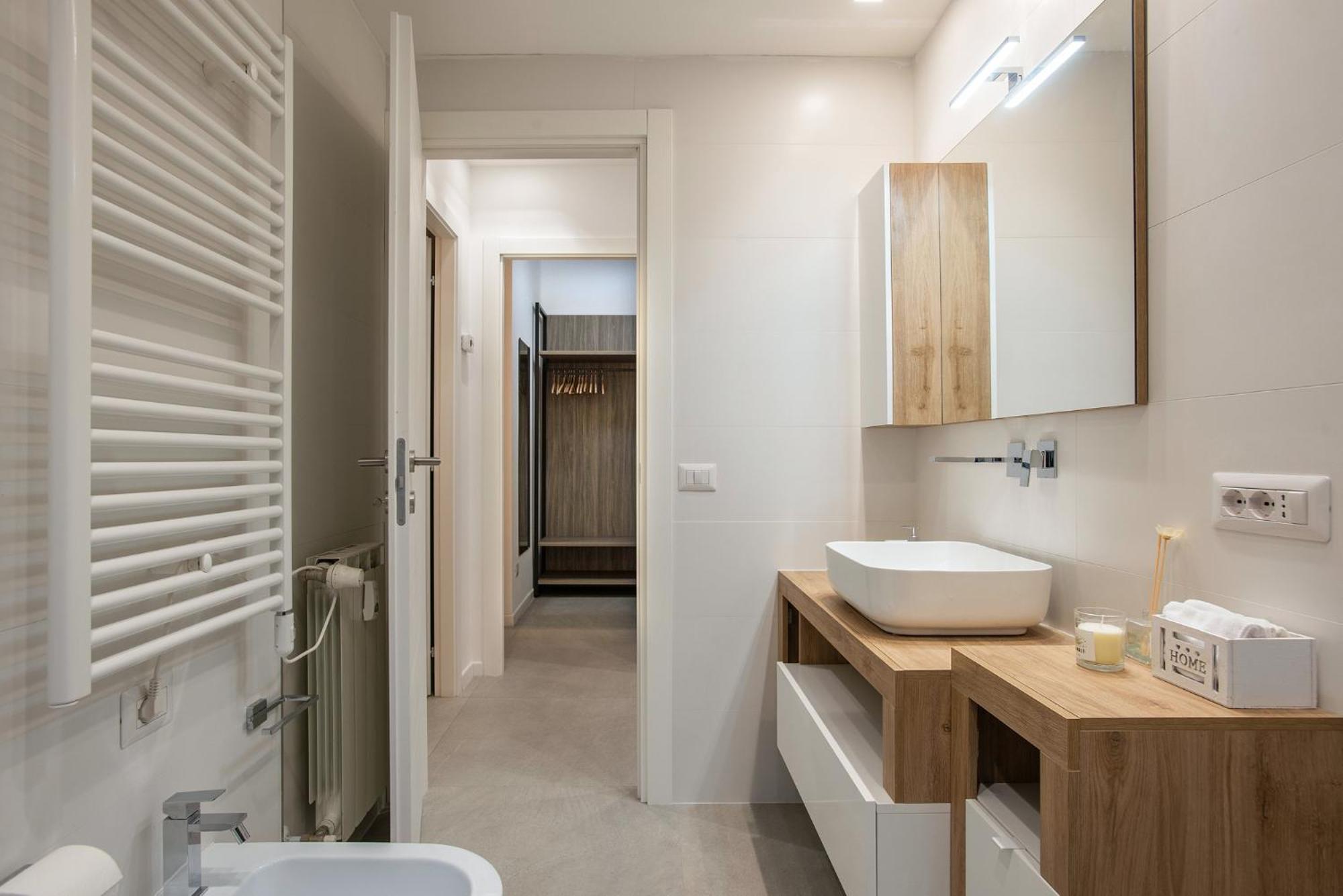 6 fermate dal Centro, Residenza Marchese Roma