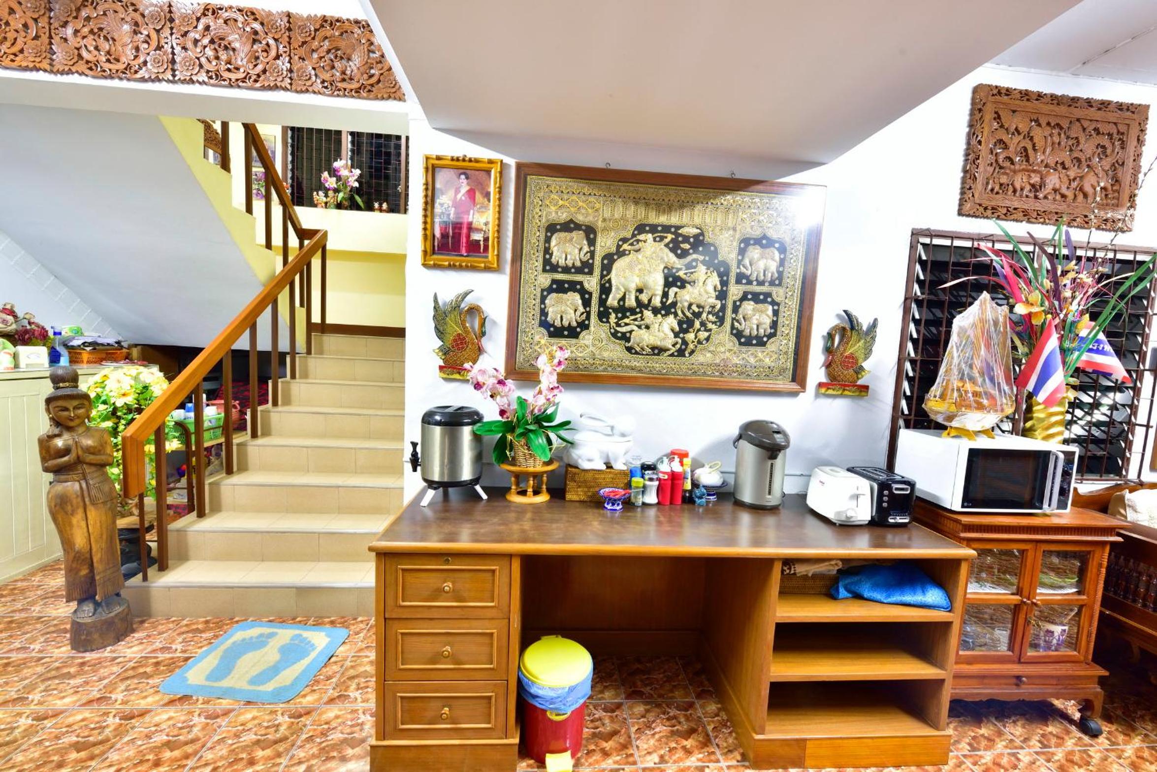 Saithong House