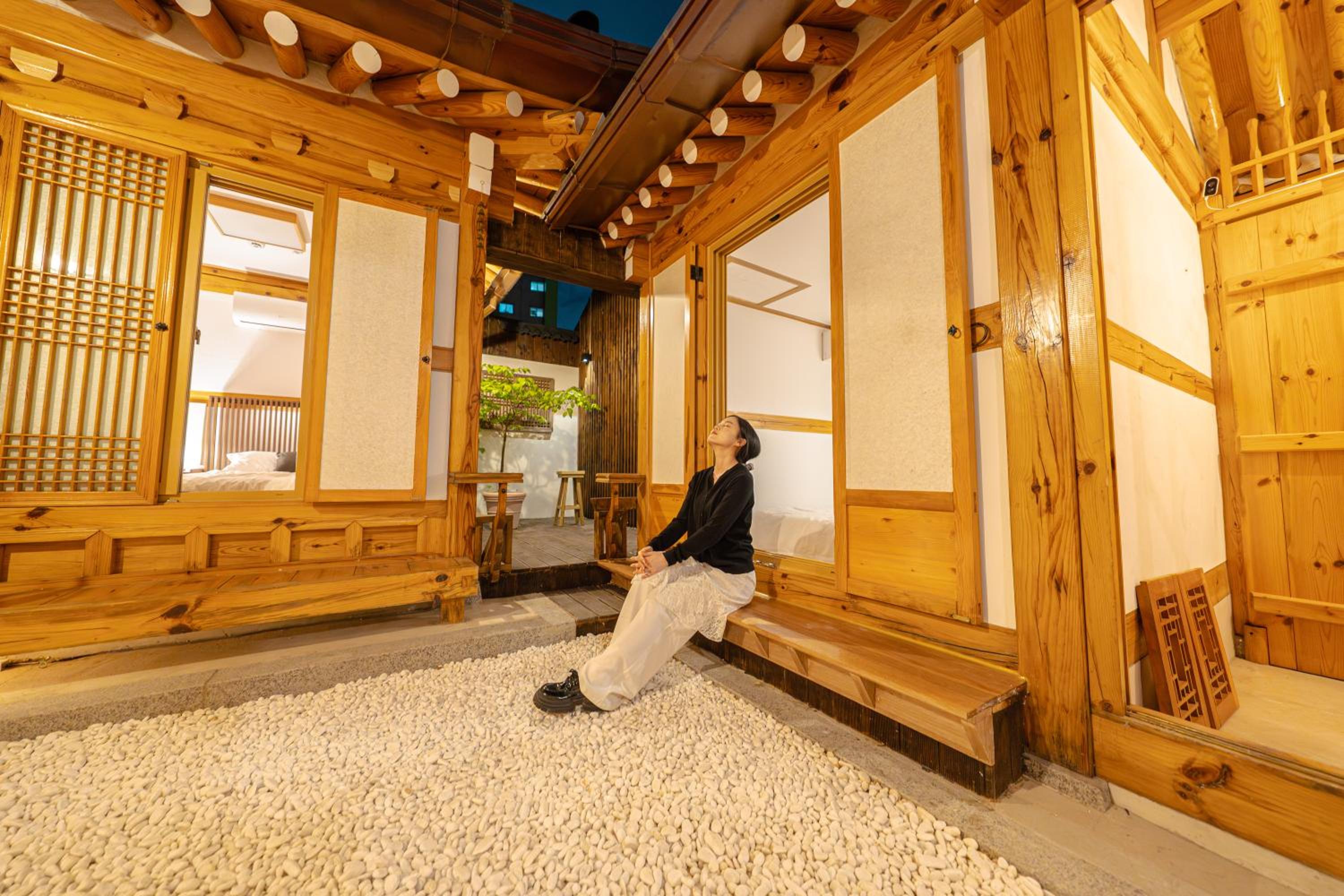 경복궁역 5분 한옥독채 