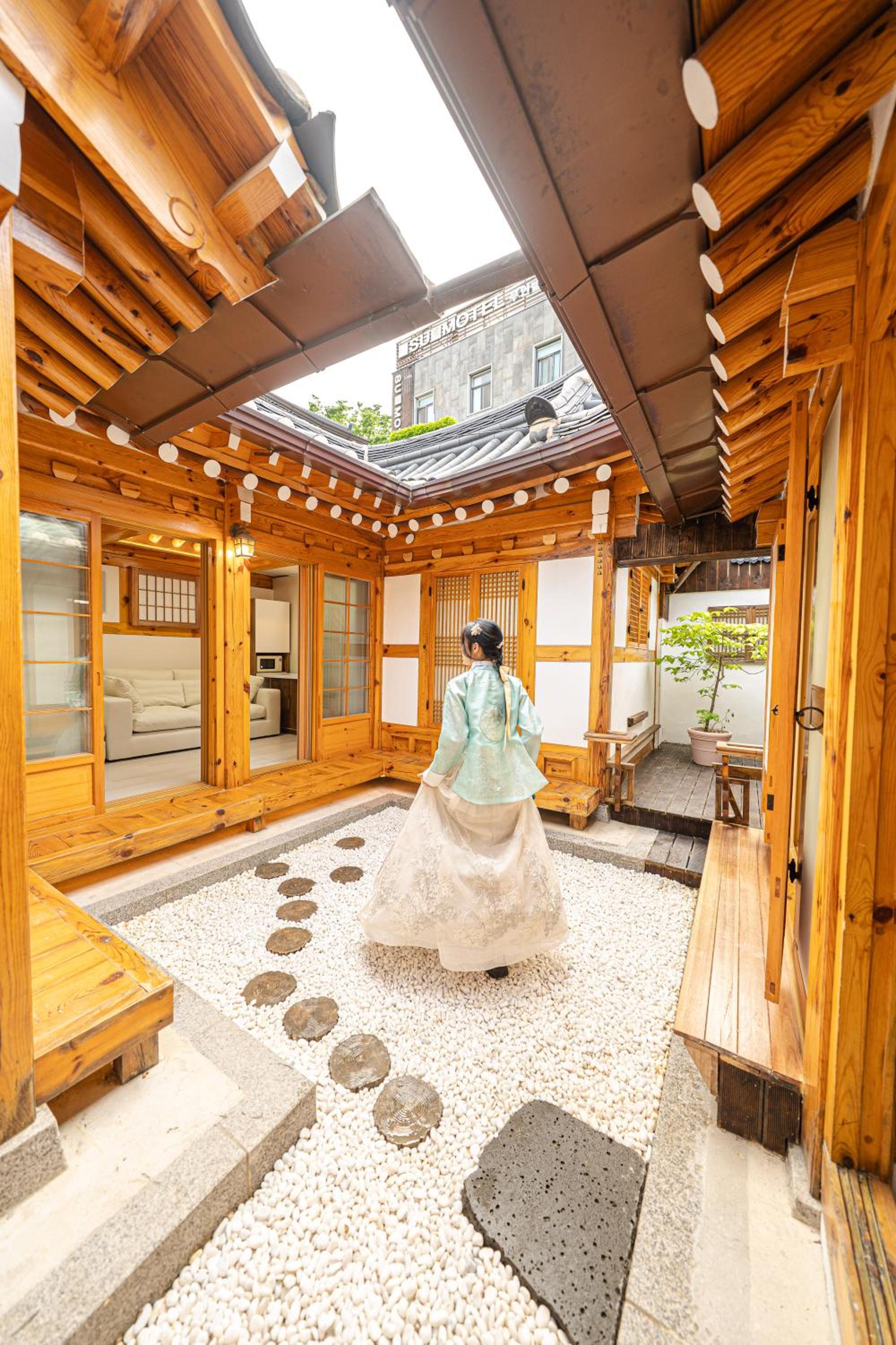 경복궁역 5분 한옥독채 