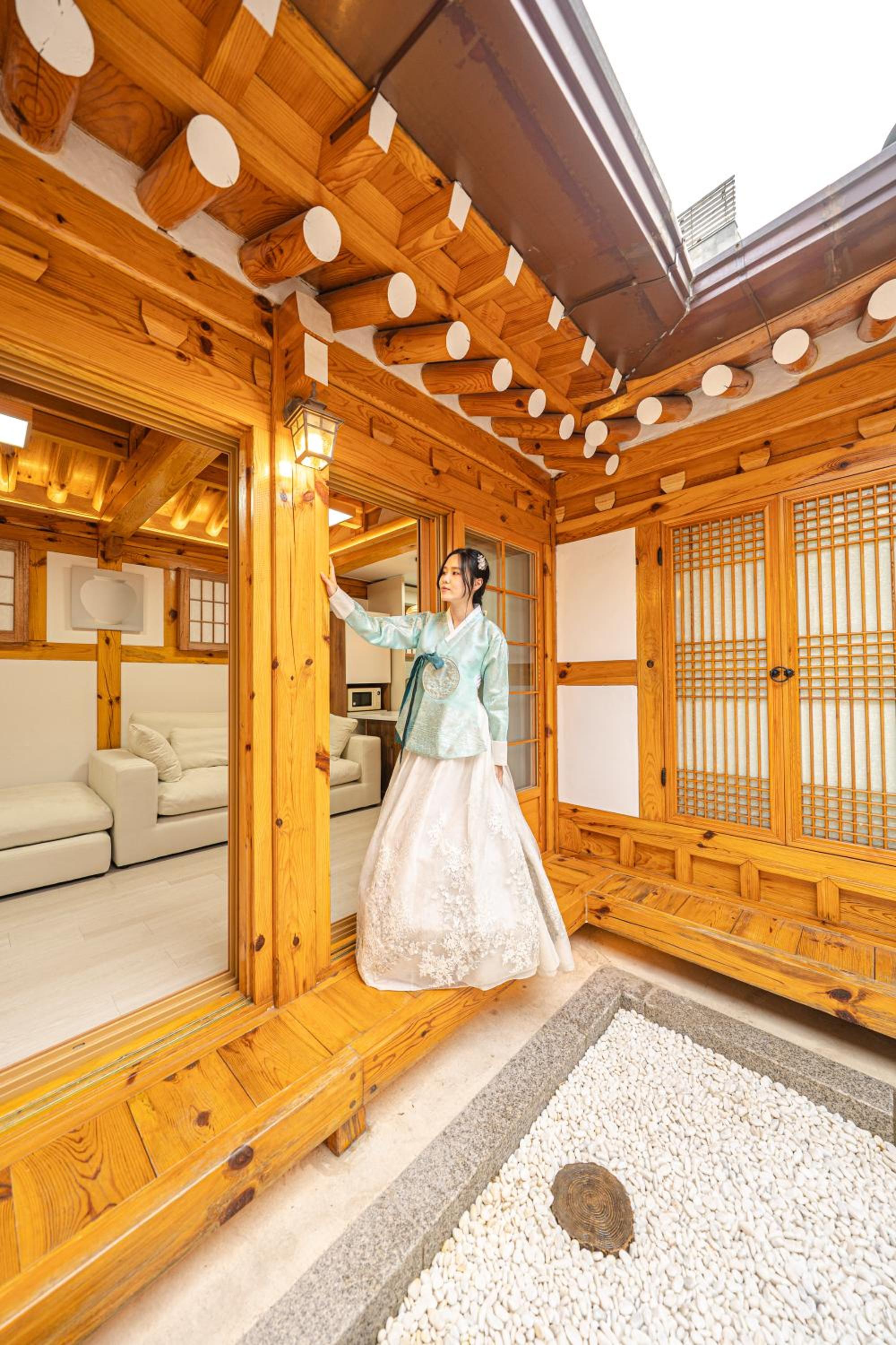 경복궁역 5분 한옥독채 