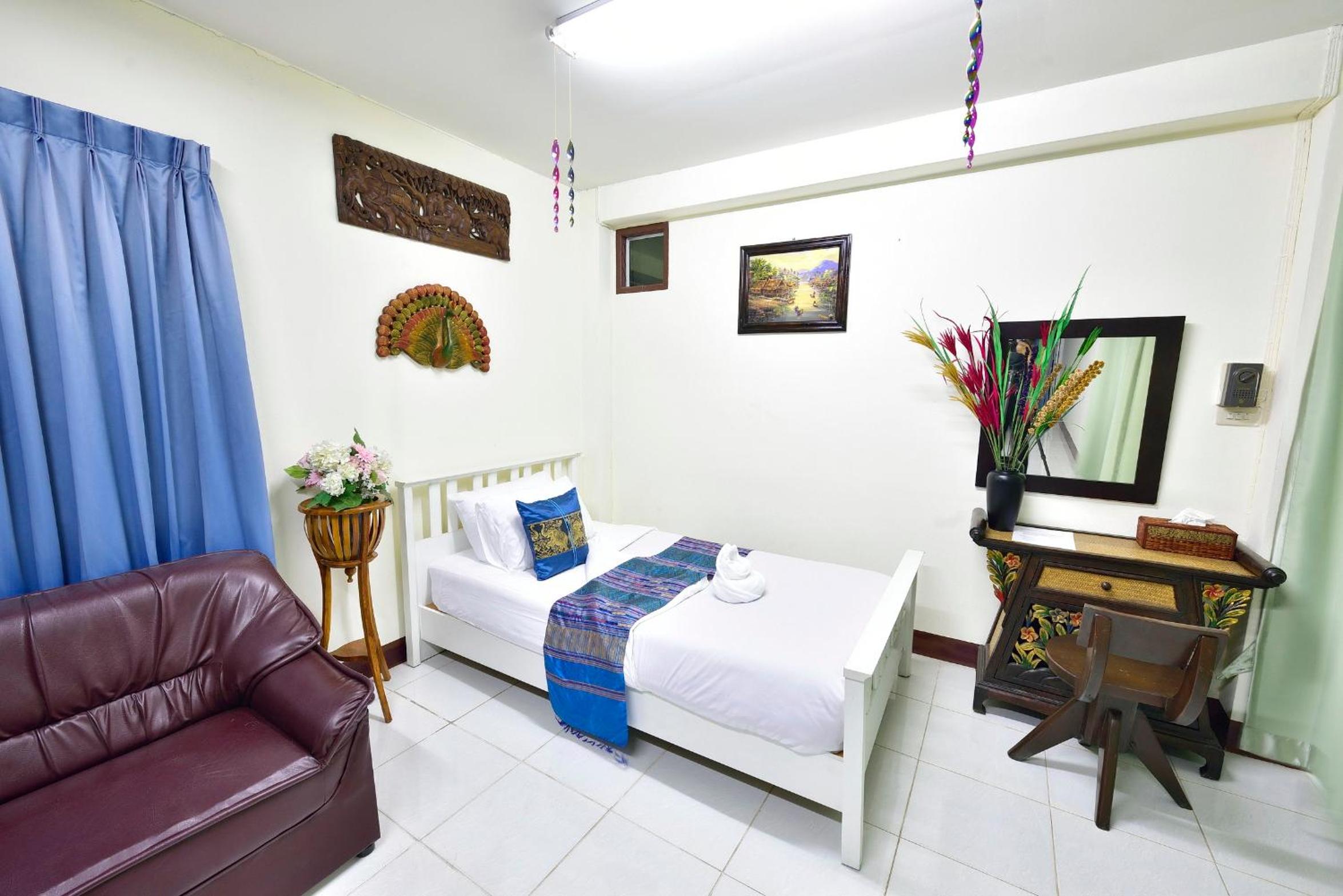 Saithong House
