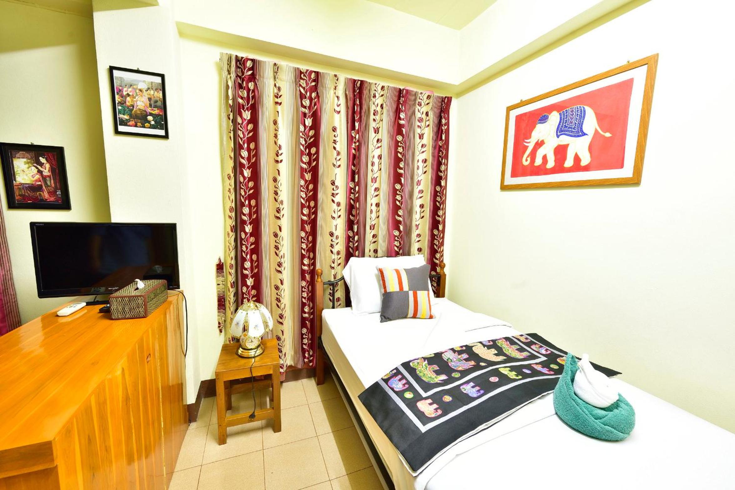 Saithong House