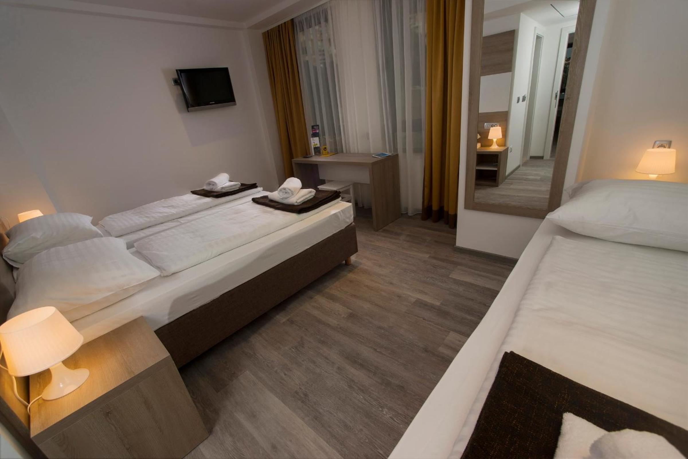 Hostel Sol