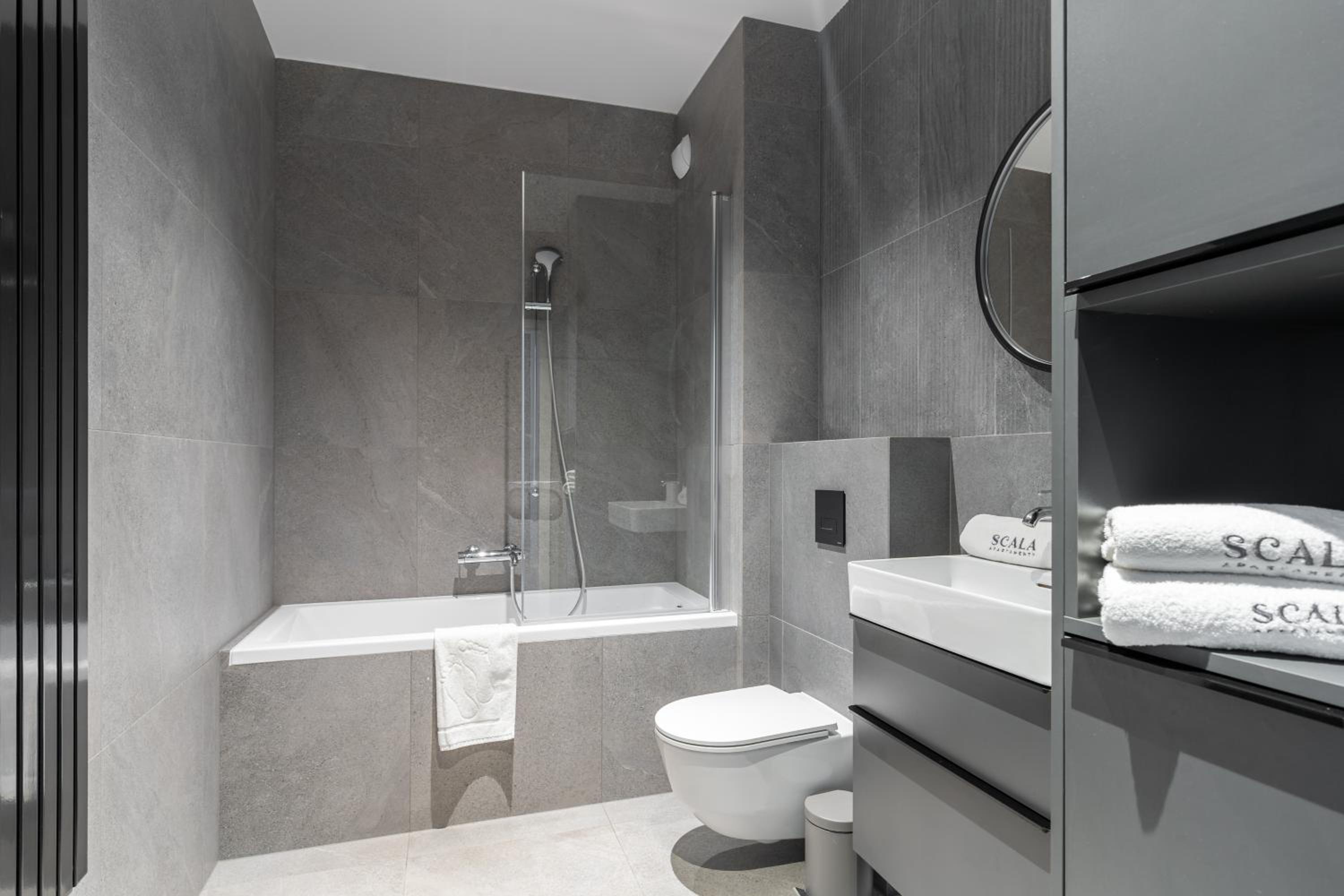 Scala City Center Apartments with Parking by Lion Apartments