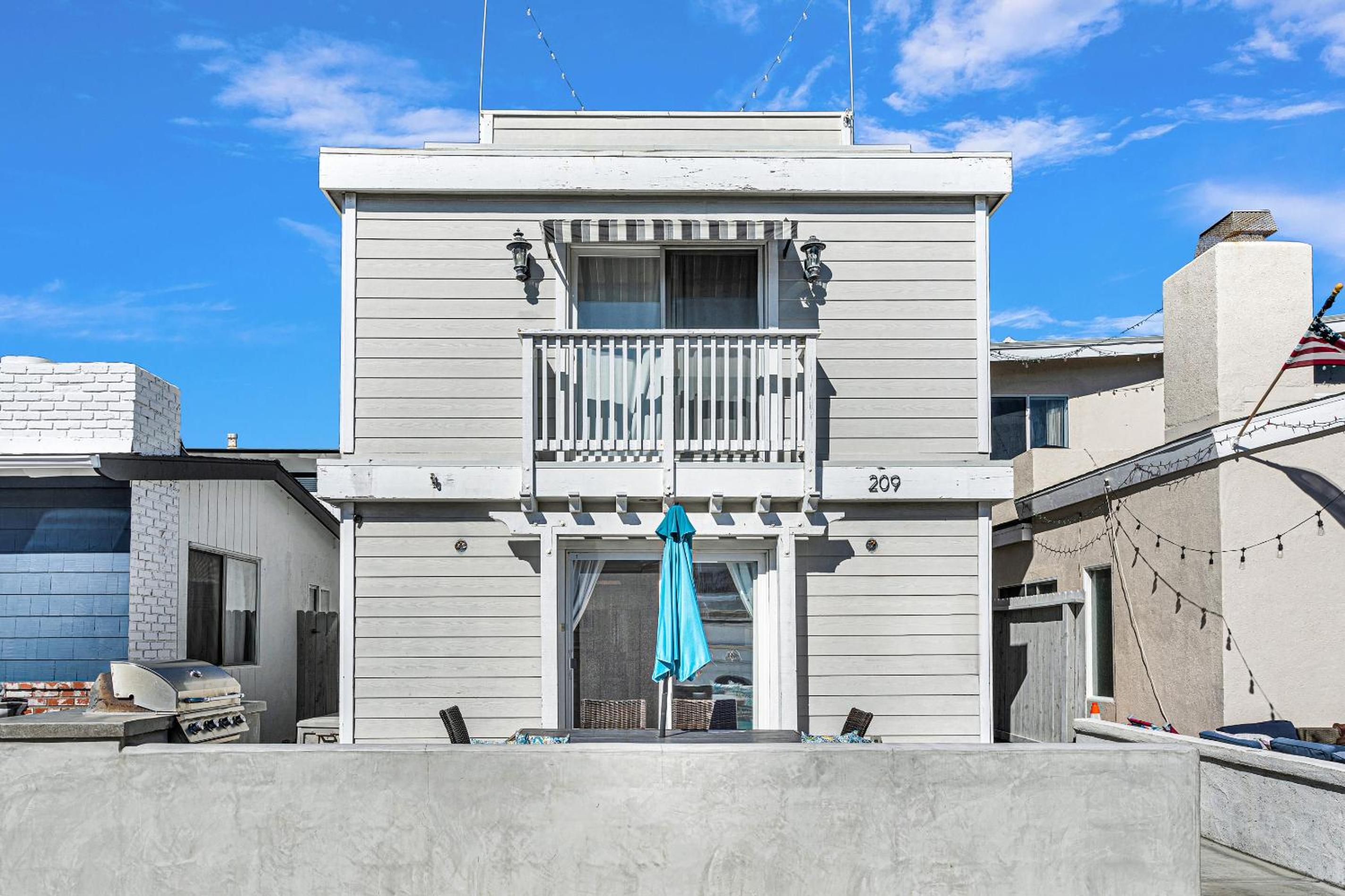 Beach Escape with Patio! 2 Min Walk to Sand & Surf