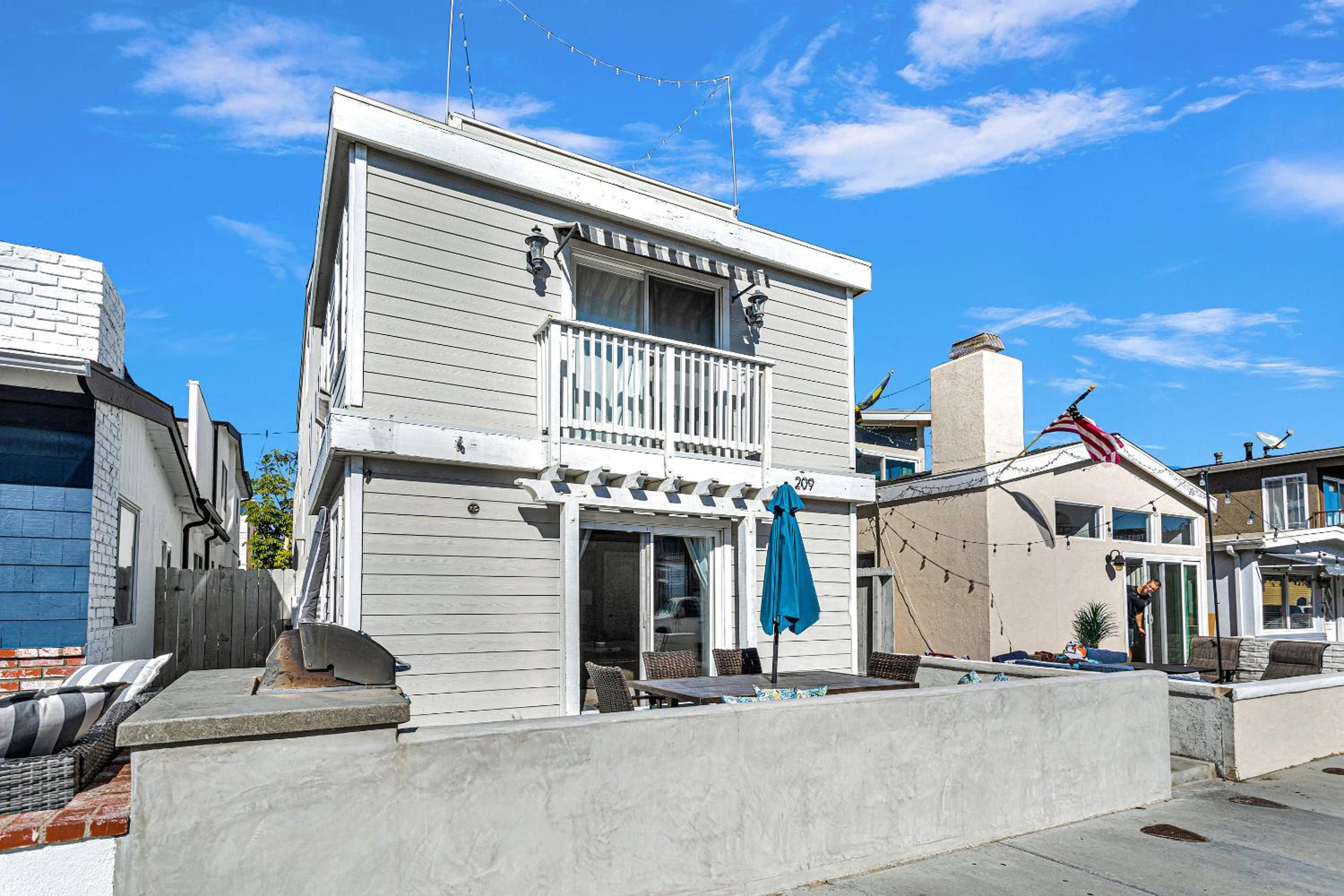 Beach Escape with Patio! 2 Min Walk to Sand & Surf