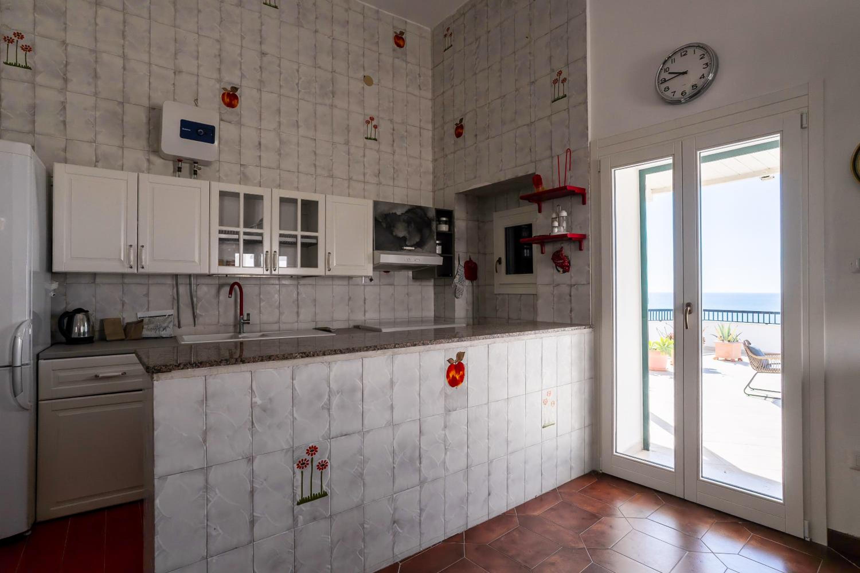 Casa sul Mare by Rentbeat photo 4