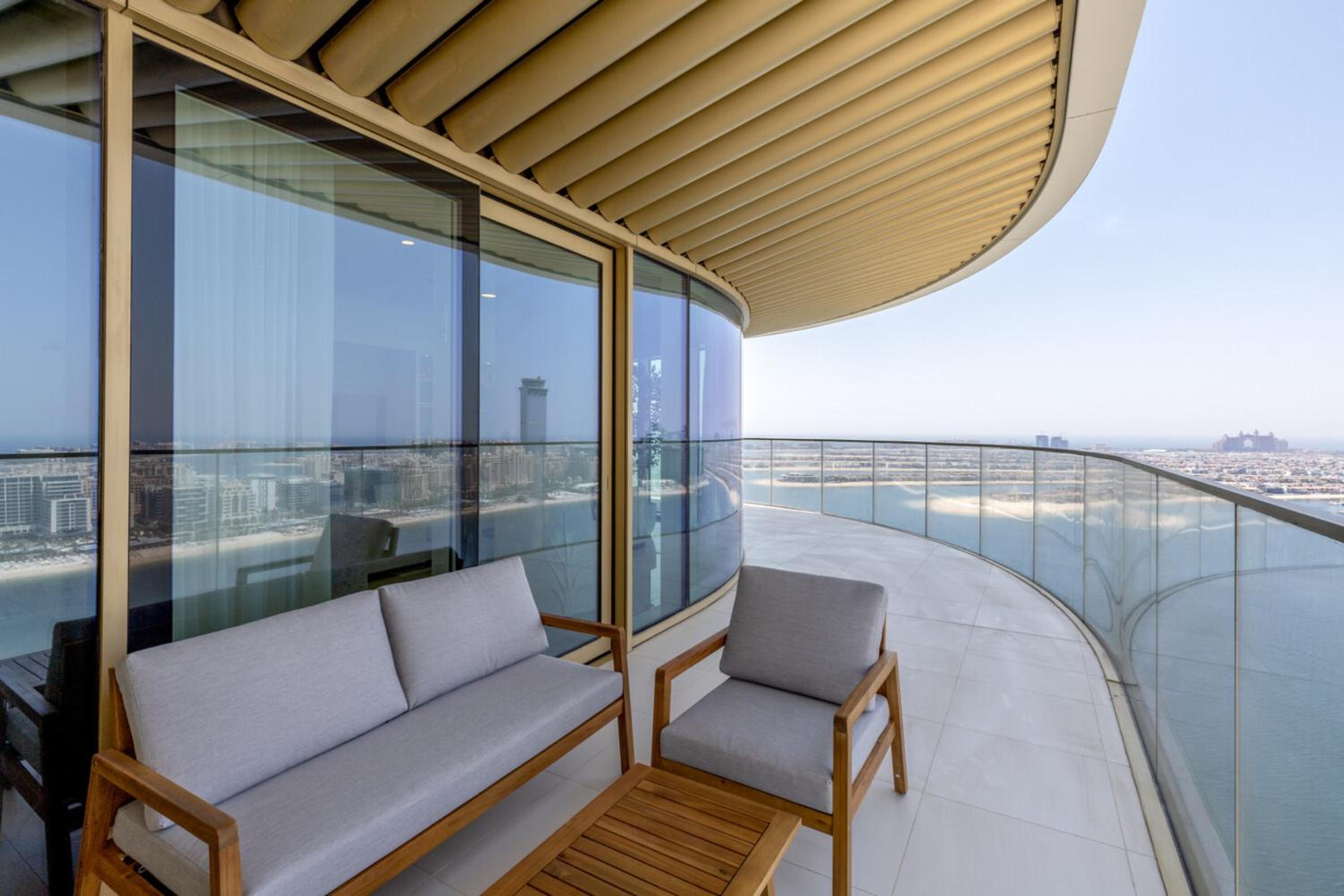 Maison Privee - Waterfront Living with Unparalleled Sea & Palm Vws