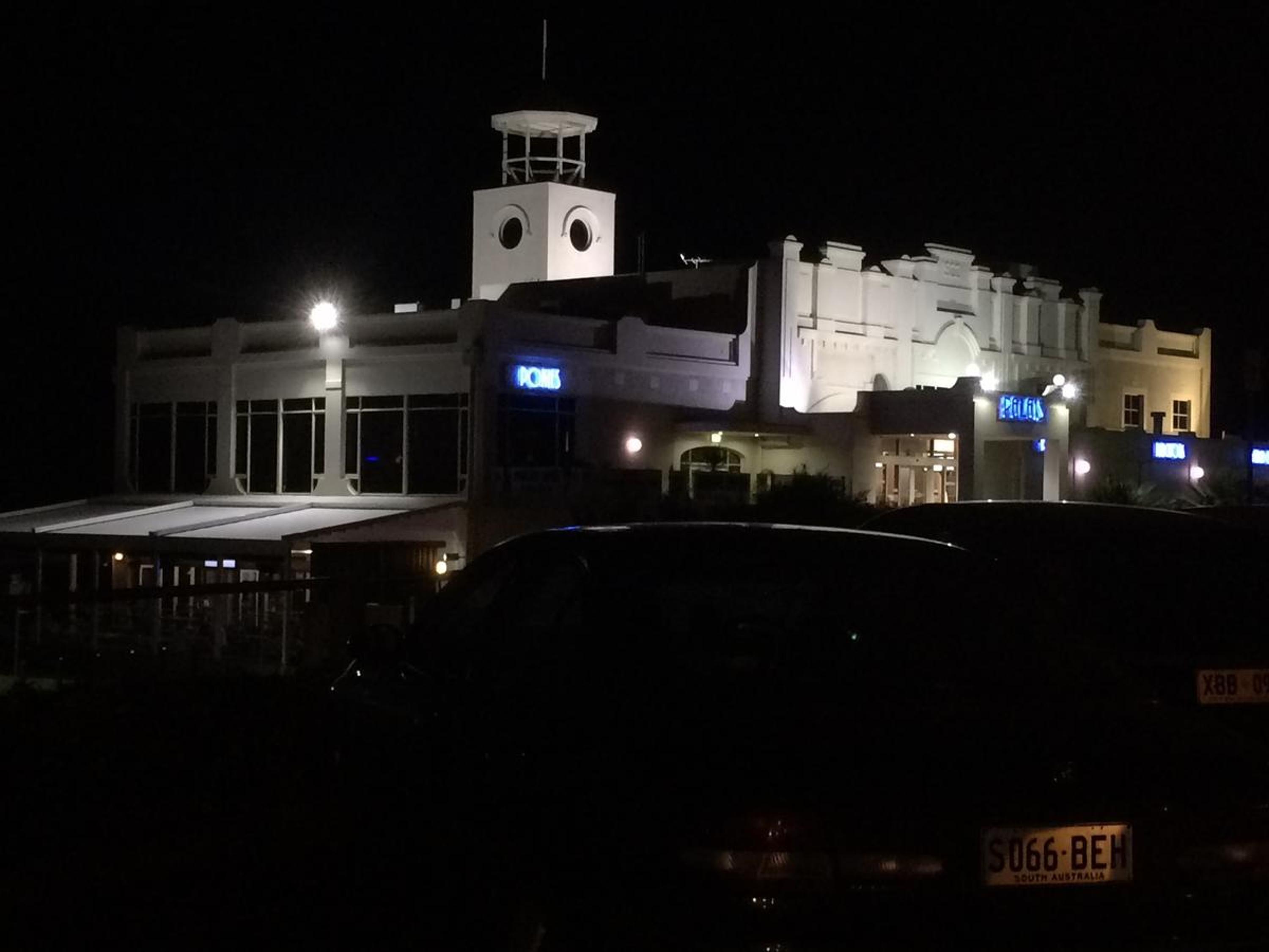 Adelaide - Semaphore Beach Front view 4