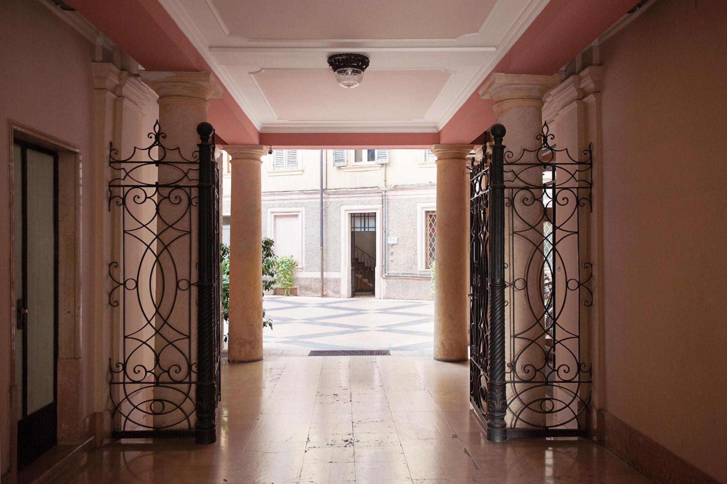 Relais Empire