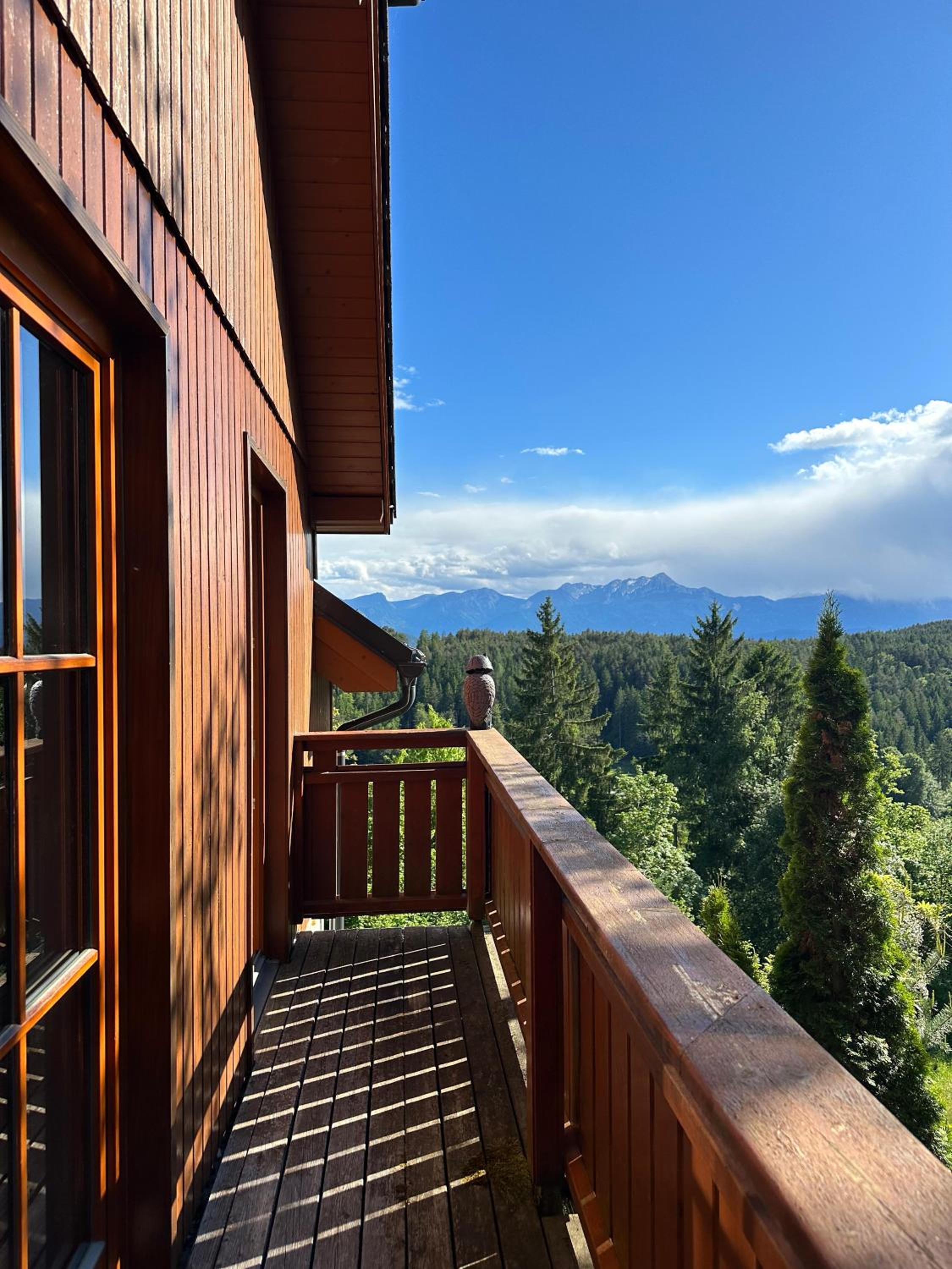 Villa Sara - Wörtherseeblick, Panoramaterrasse, Sauna
