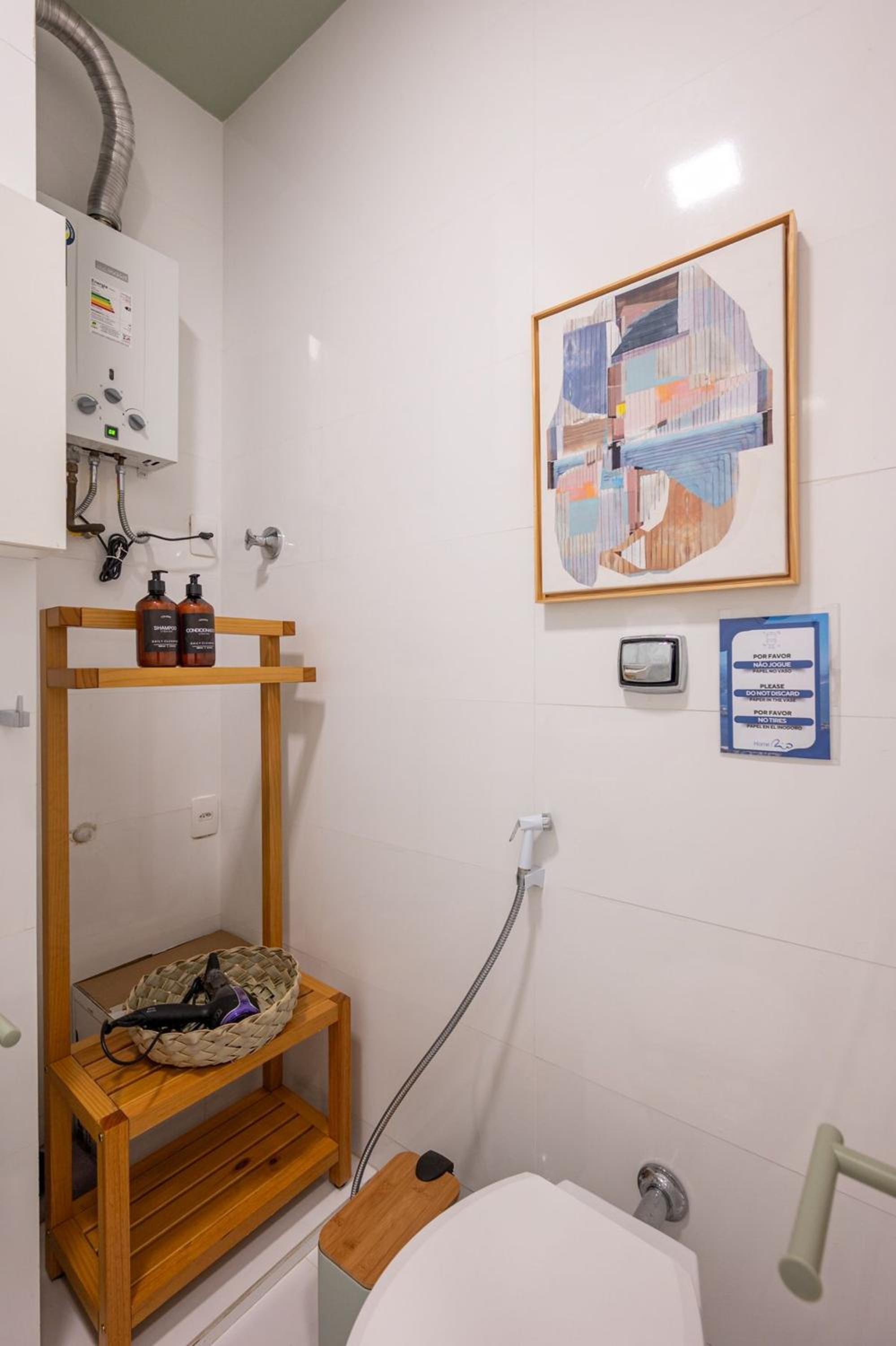 Quarto e sala no posto 6, 2 minutos a pé da praia