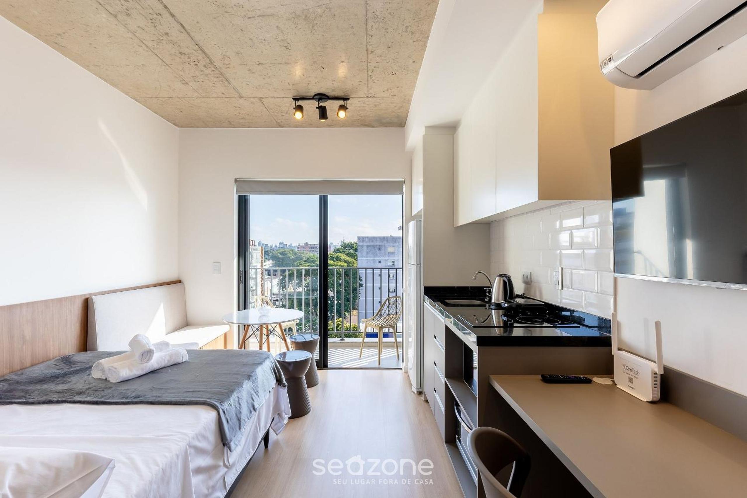 Fully equipped apartments just a few steps from the Botanical Garden in Curitiba - EBI