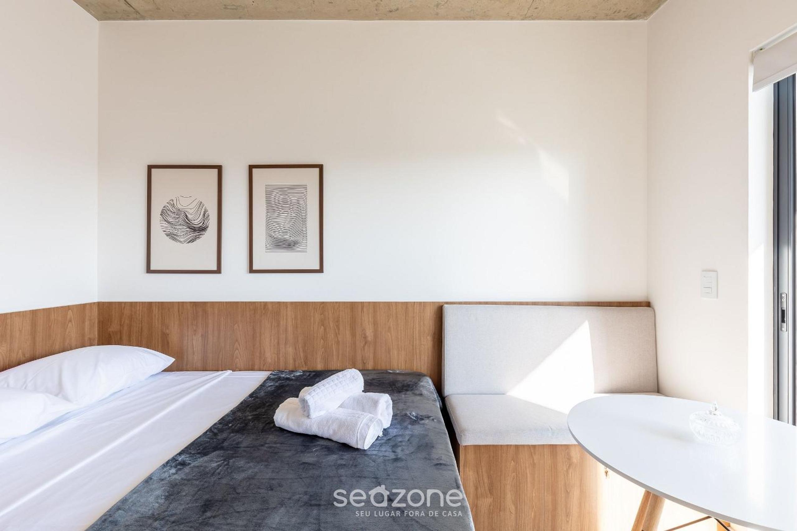 Fully equipped apartments just a few steps from the Botanical Garden in Curitiba - EBI