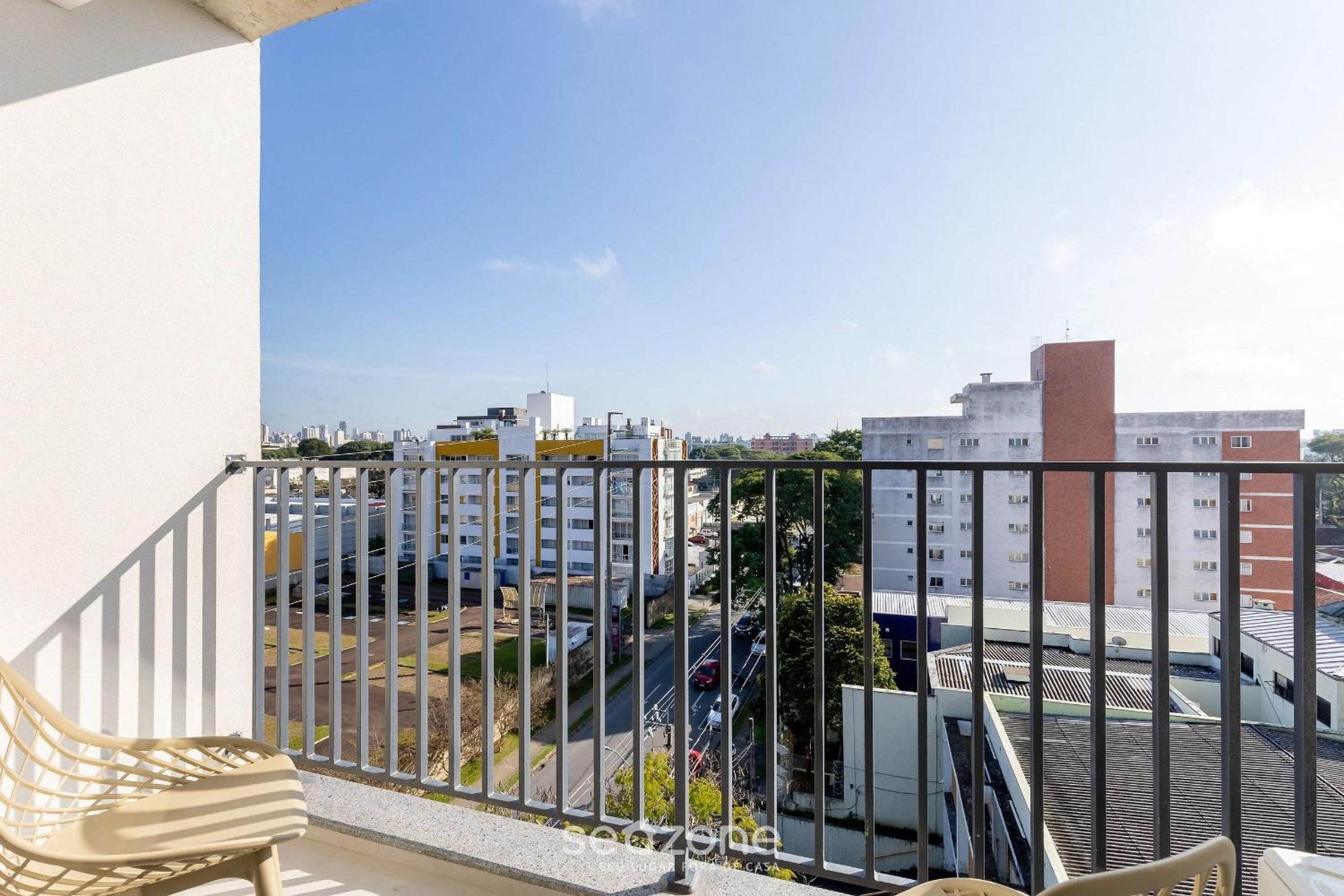 Fully equipped apartments just a few steps from the Botanical Garden in Curitiba - EBI