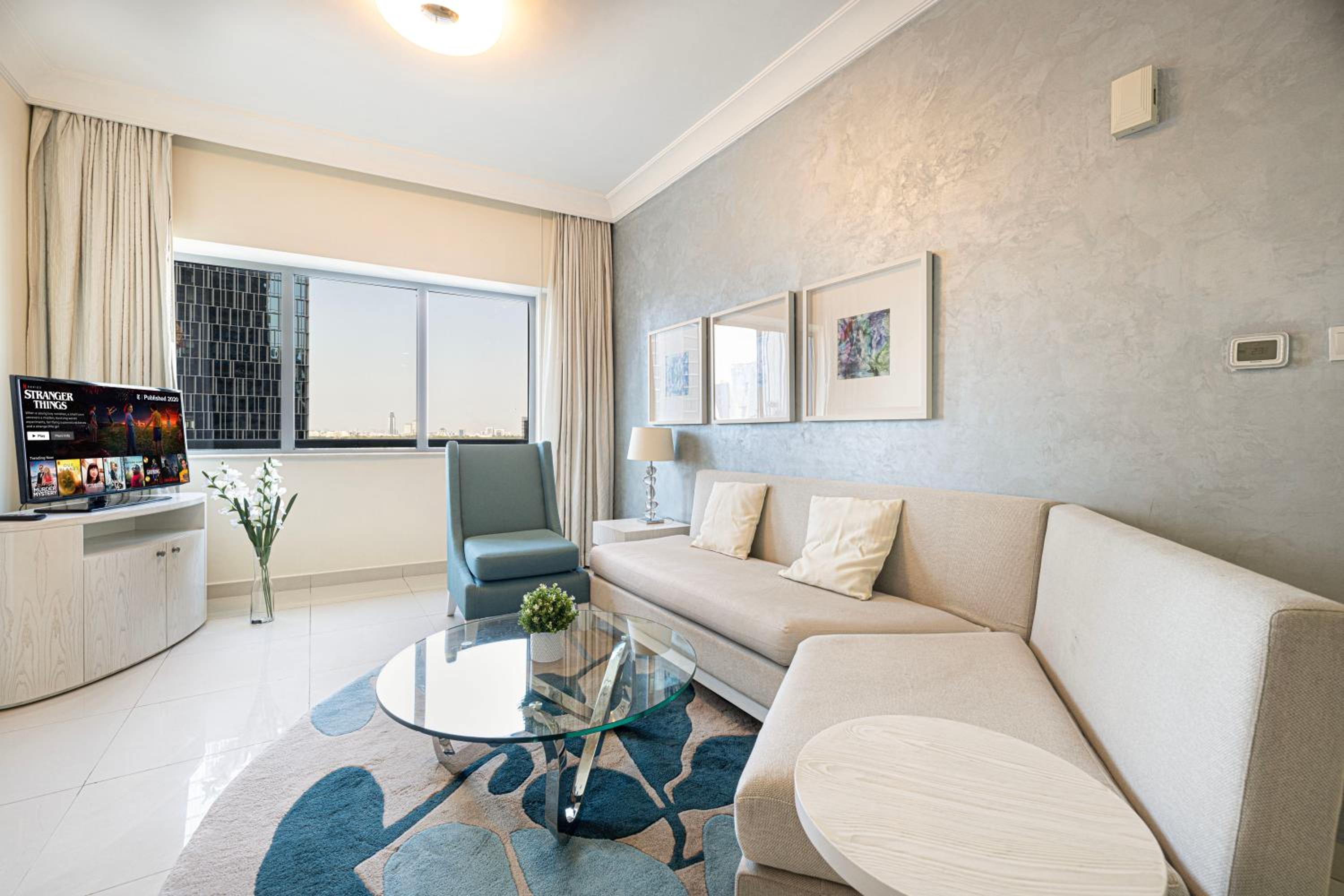 Damac Maison Mall Street! 2 Bedroom, 1-minute to Dubai Mall!