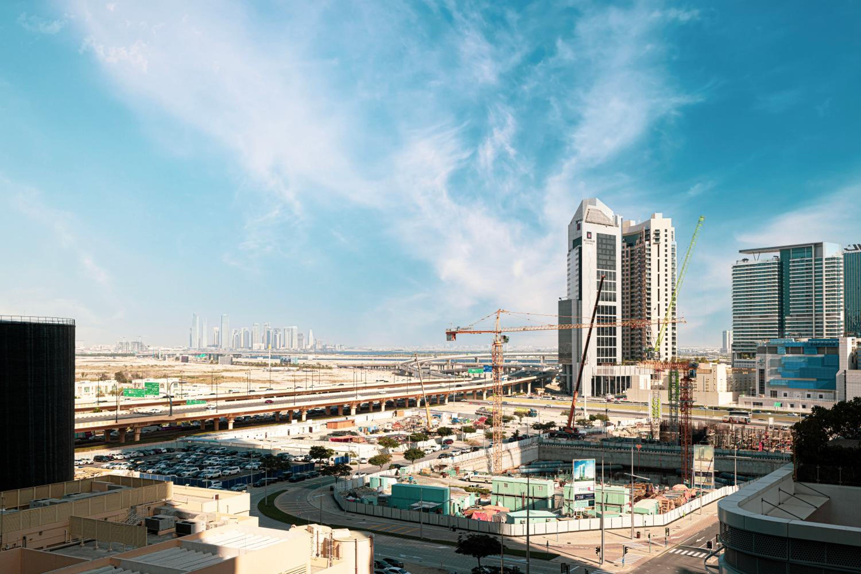 Damac Maison Mall Street! 2 Bedroom, 1-minute to Dubai Mall!