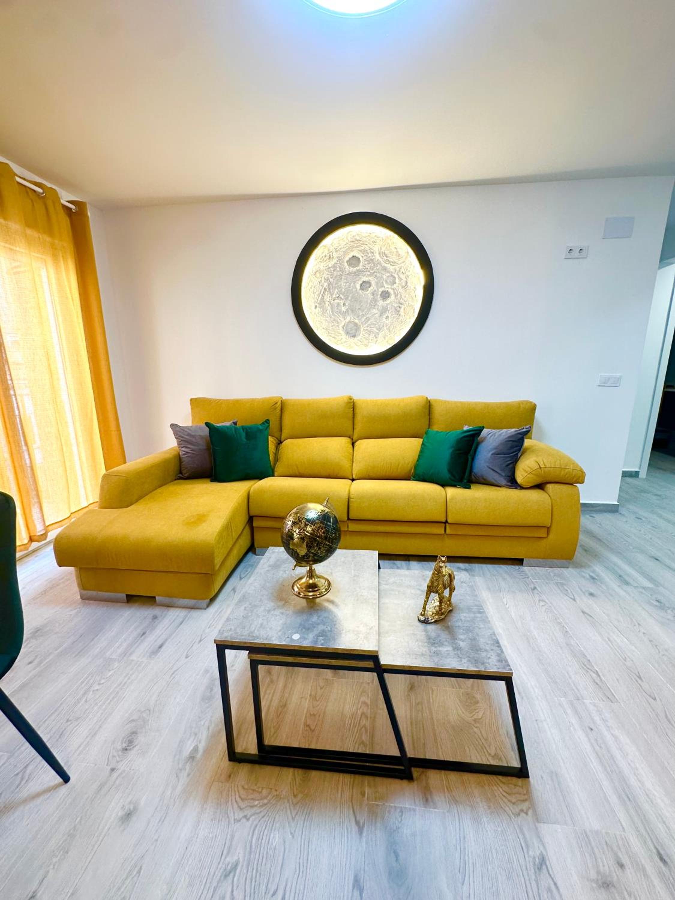 La Luna Apartment by the Sea