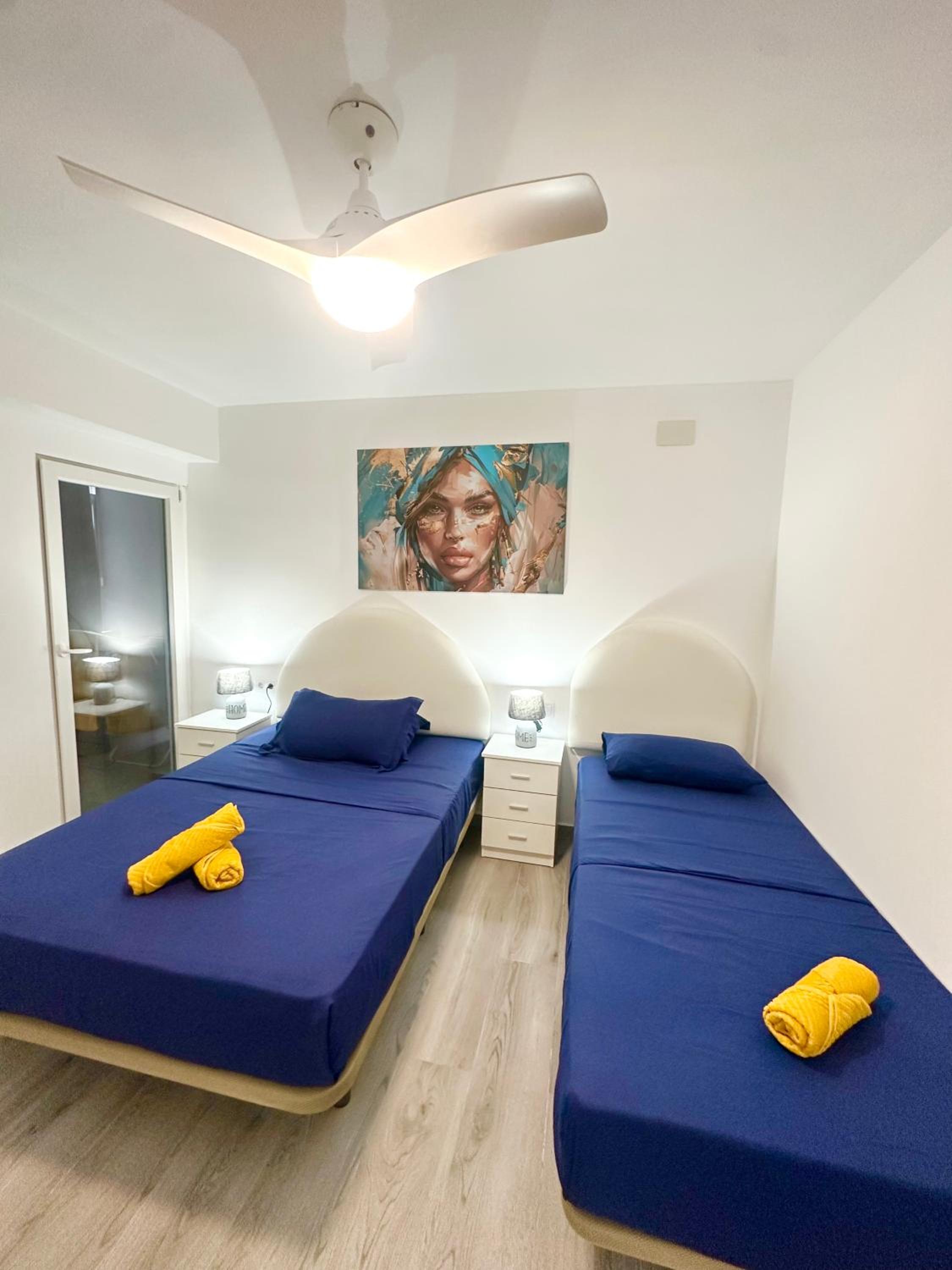 La Luna Apartment by the Sea