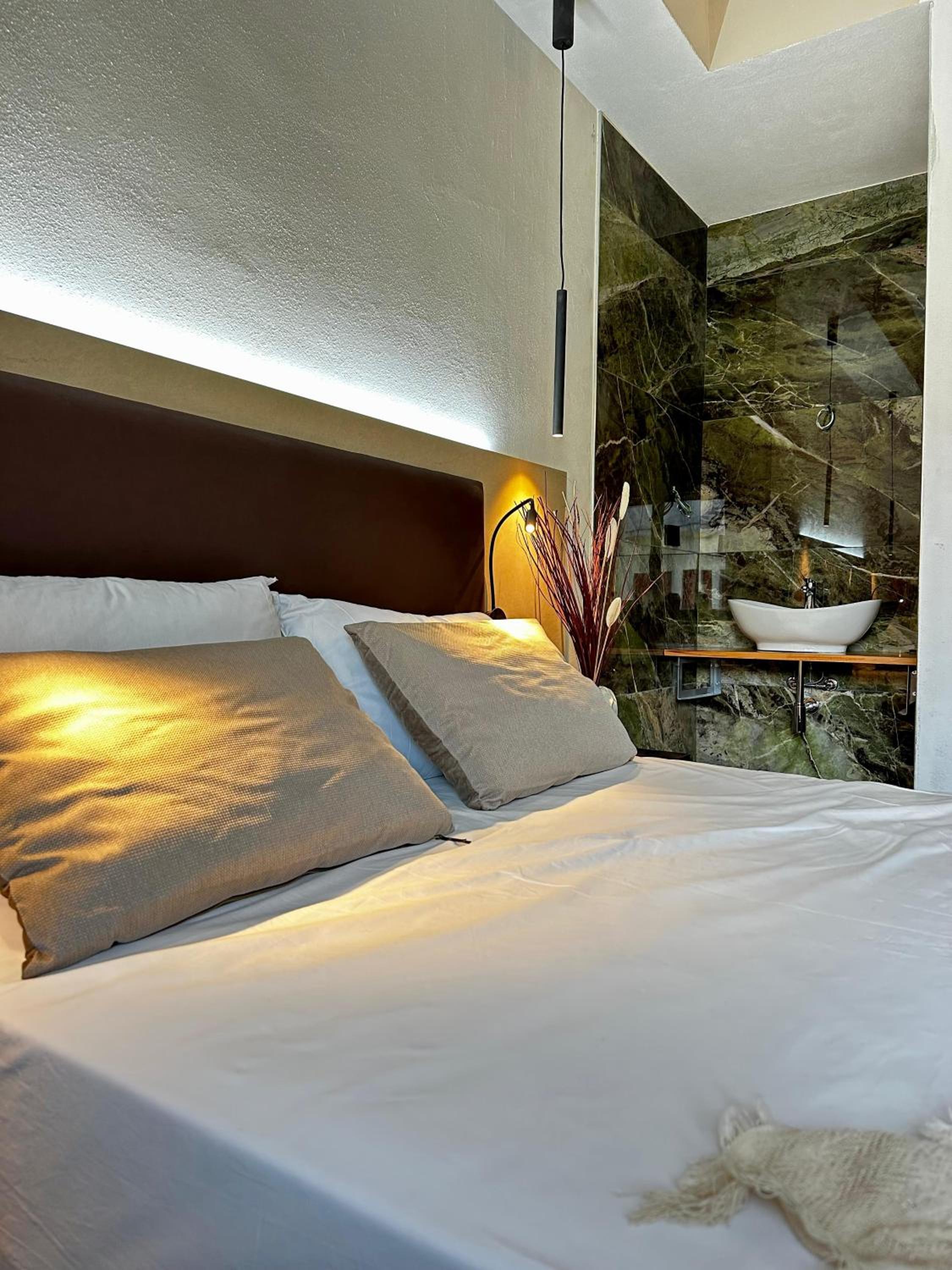 Umberto 28 Guest House