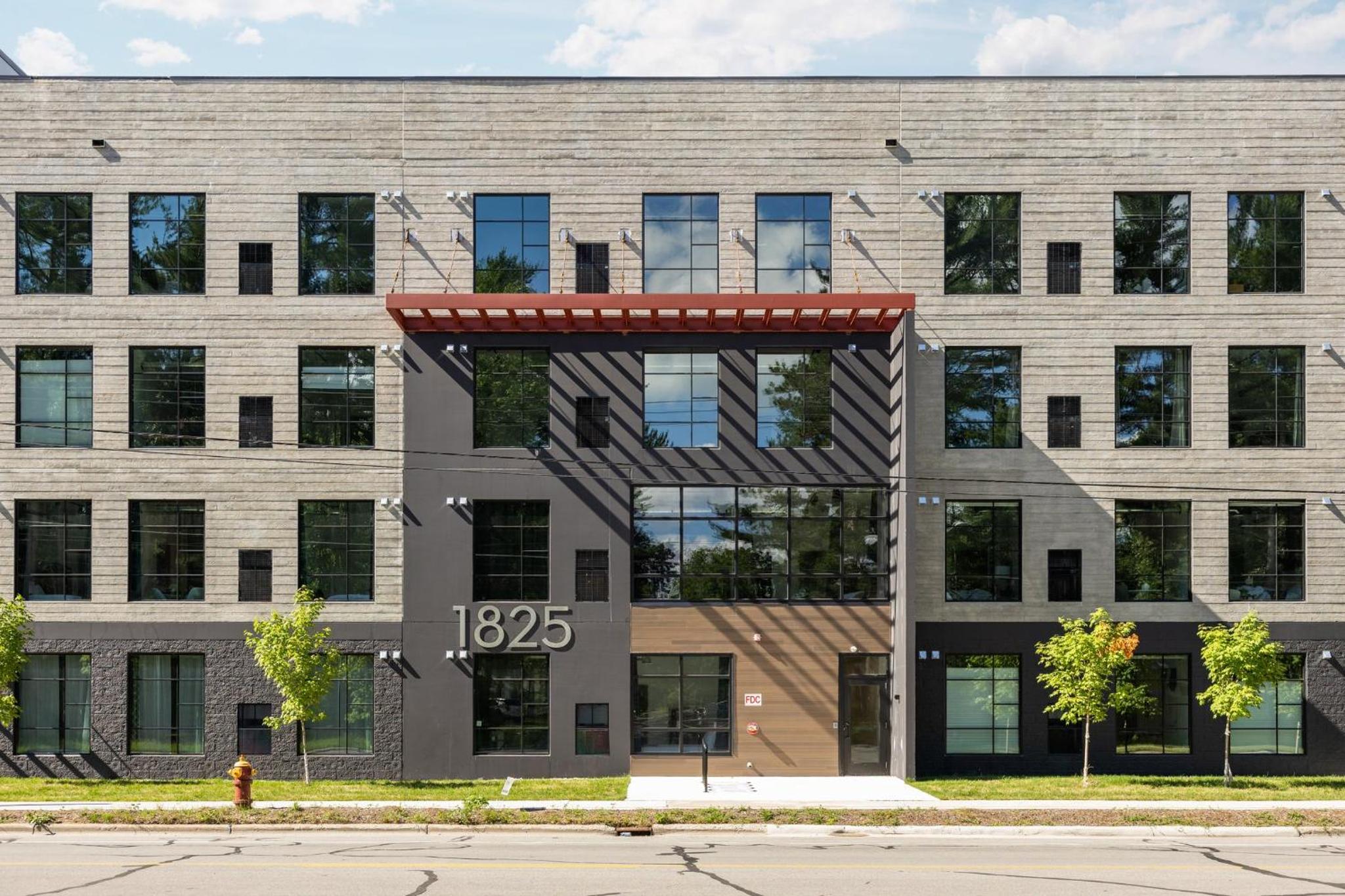 Eclectic Condo with Hot Tubs and E-Bikes