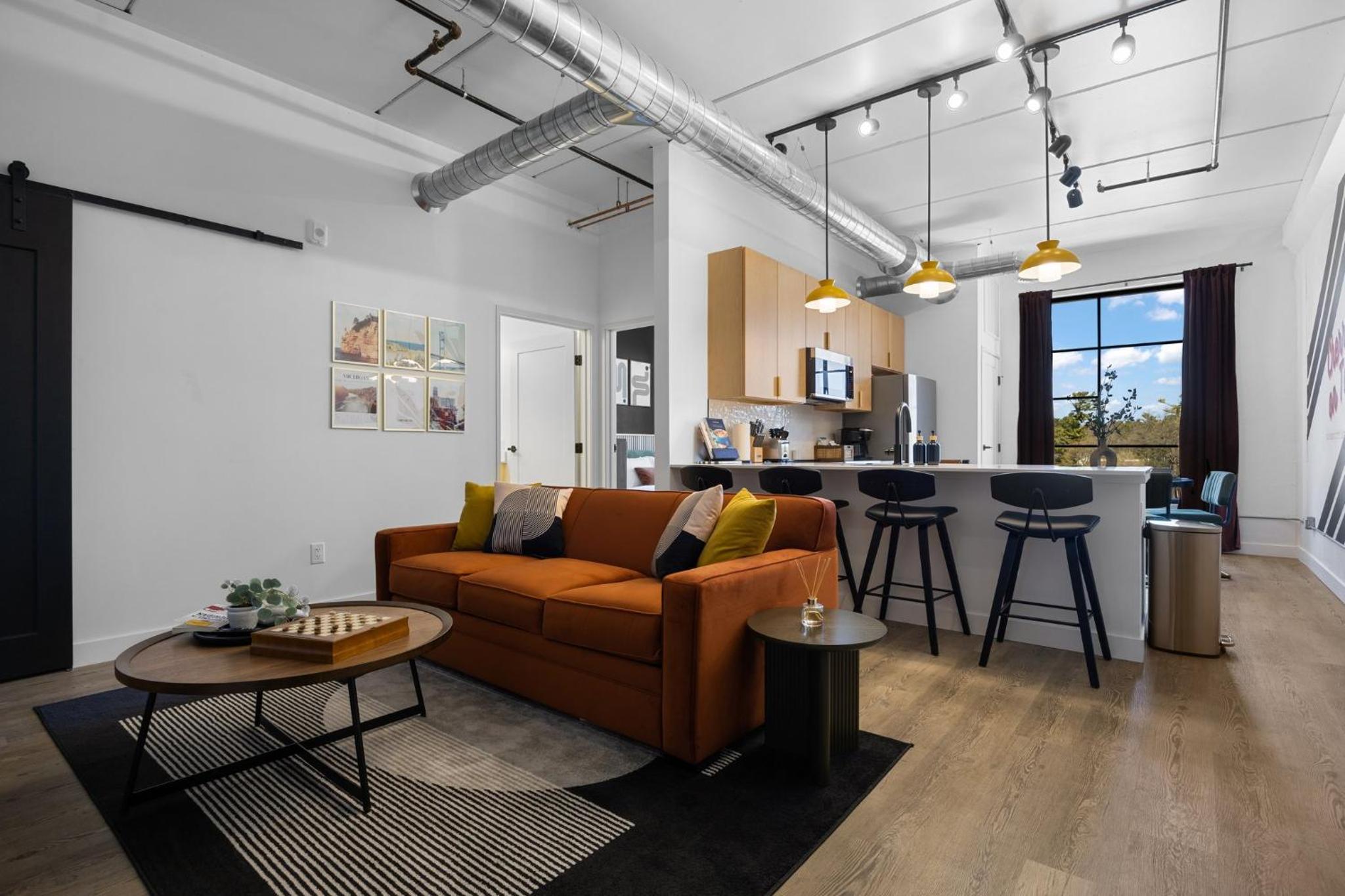 Eclectic Condo with Hot Tubs and E-Bikes