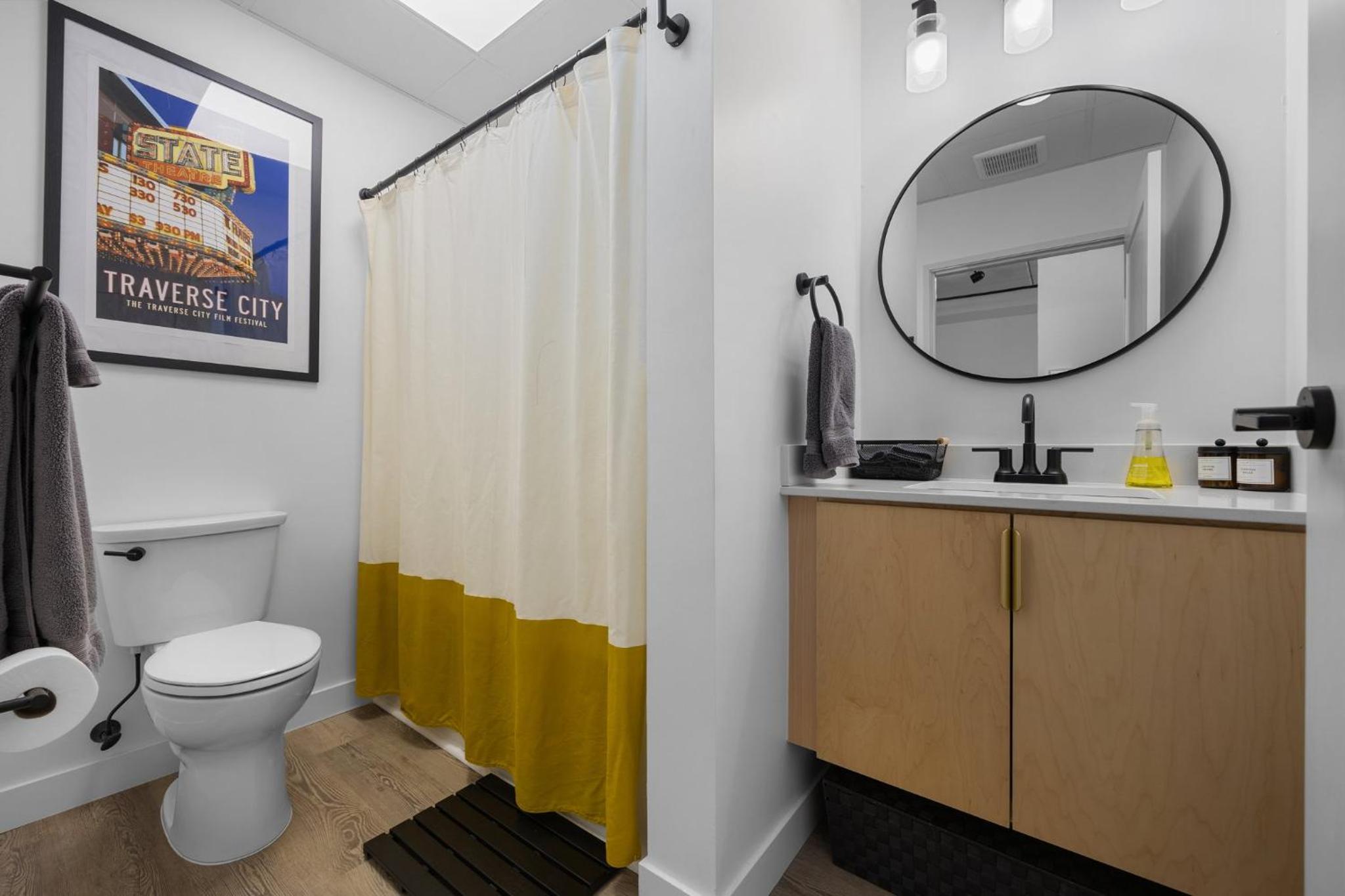 Eclectic Condo with Hot Tubs and E-Bikes