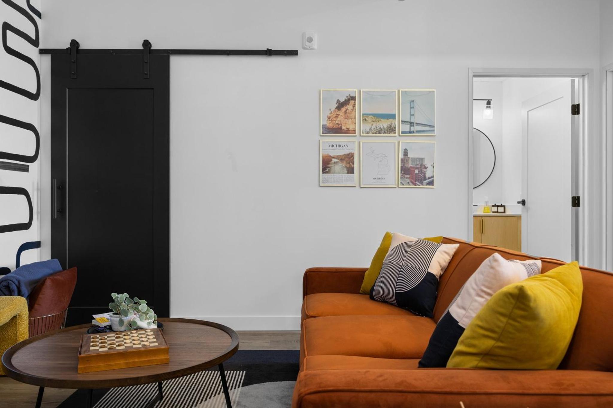Eclectic Condo with Hot Tubs and E-Bikes