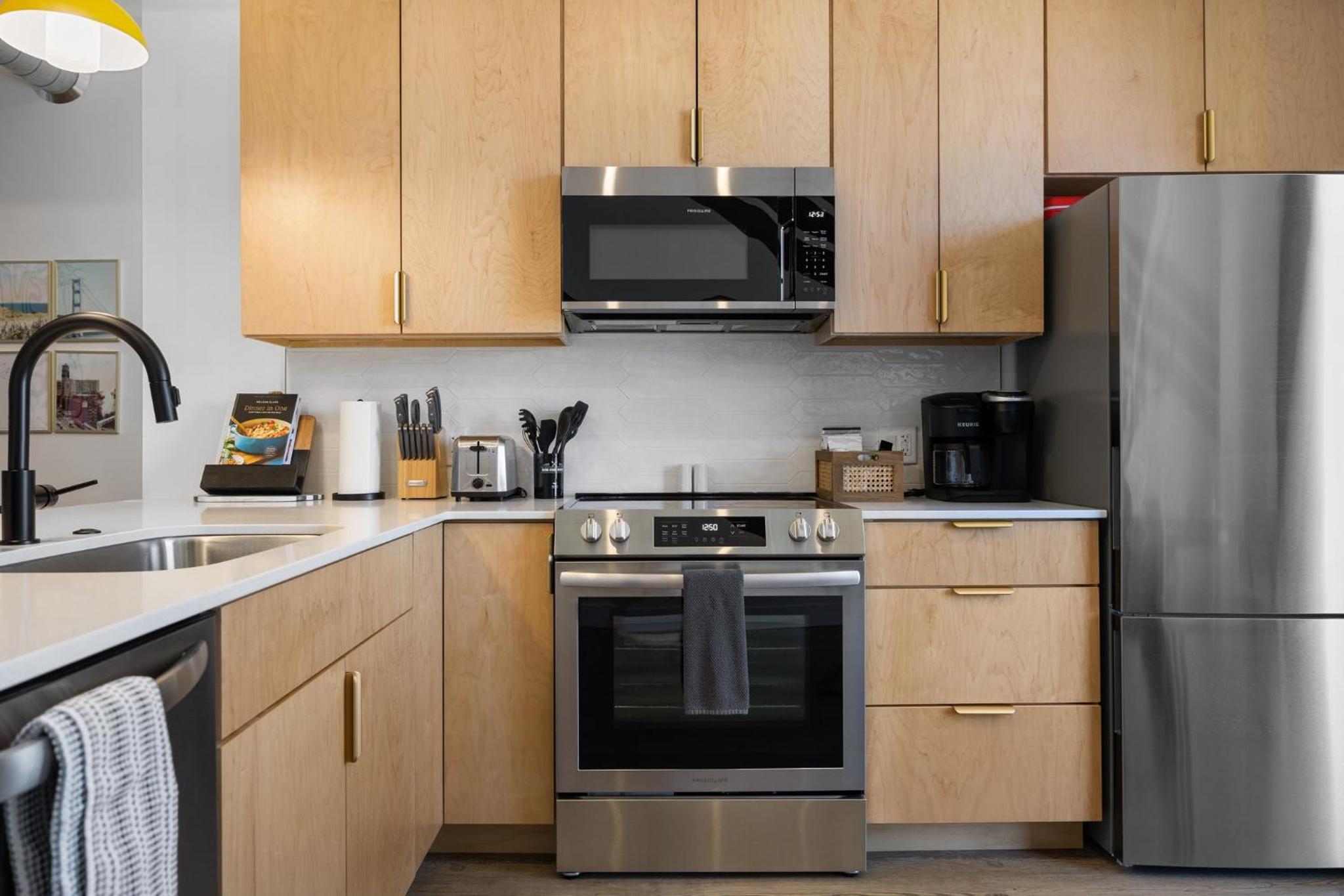Eclectic Condo with Hot Tubs and E-Bikes