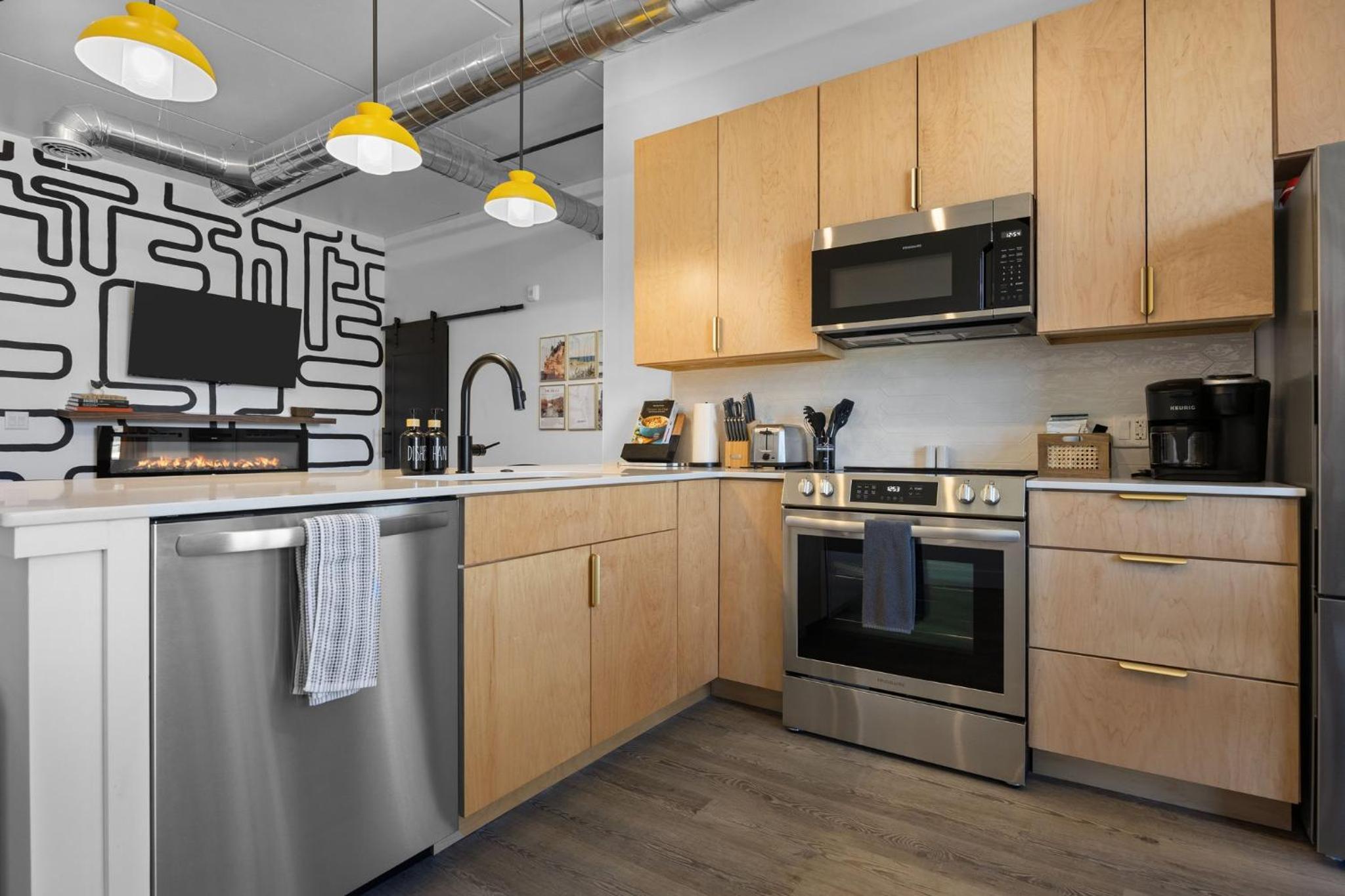 Eclectic Condo with Hot Tubs and E-Bikes