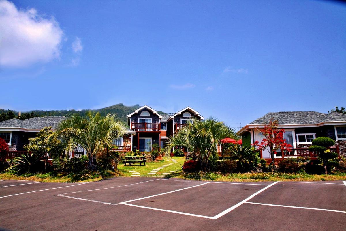 Jubilee Chalet