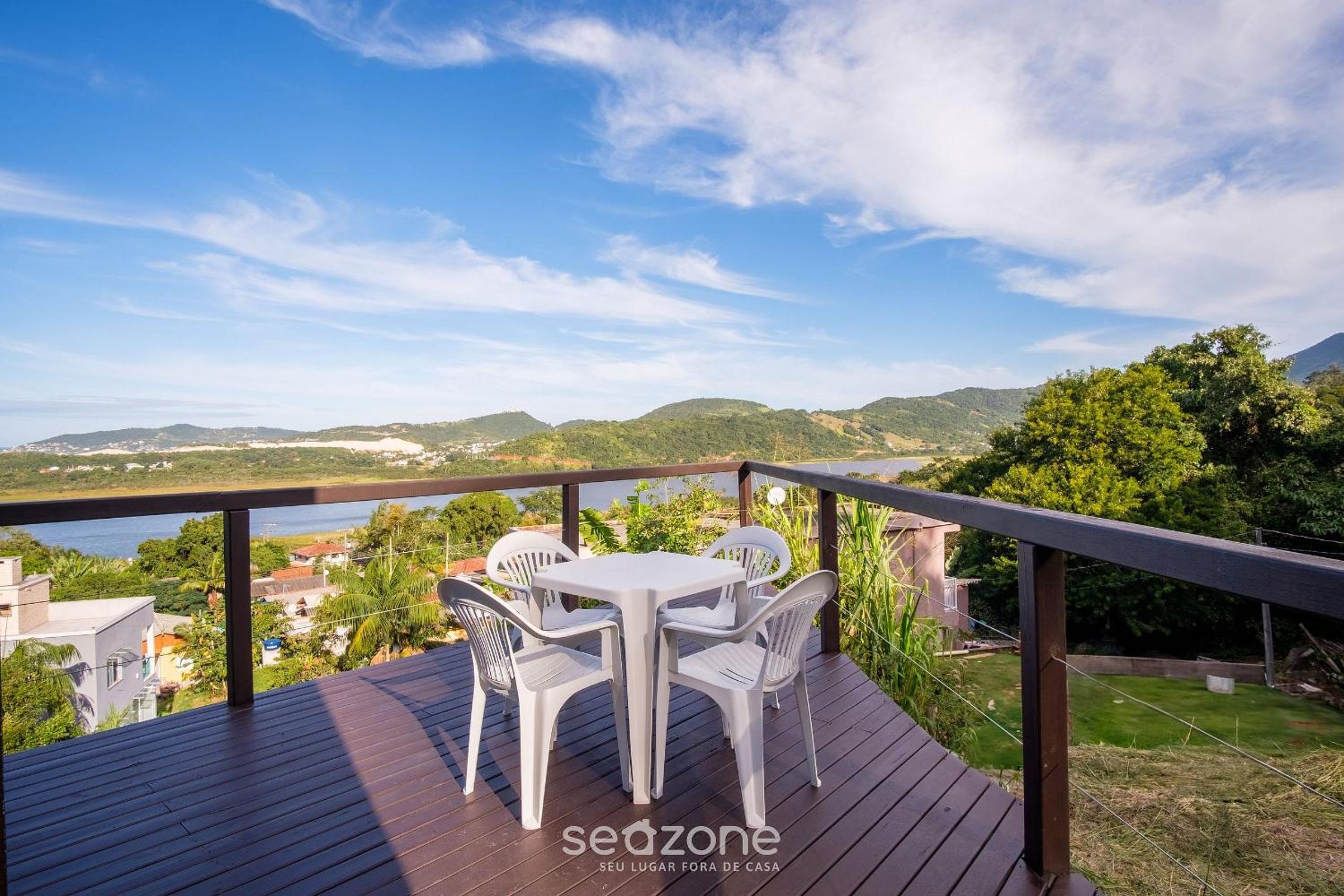 House with Lagoon View and Barbecue CTM0000