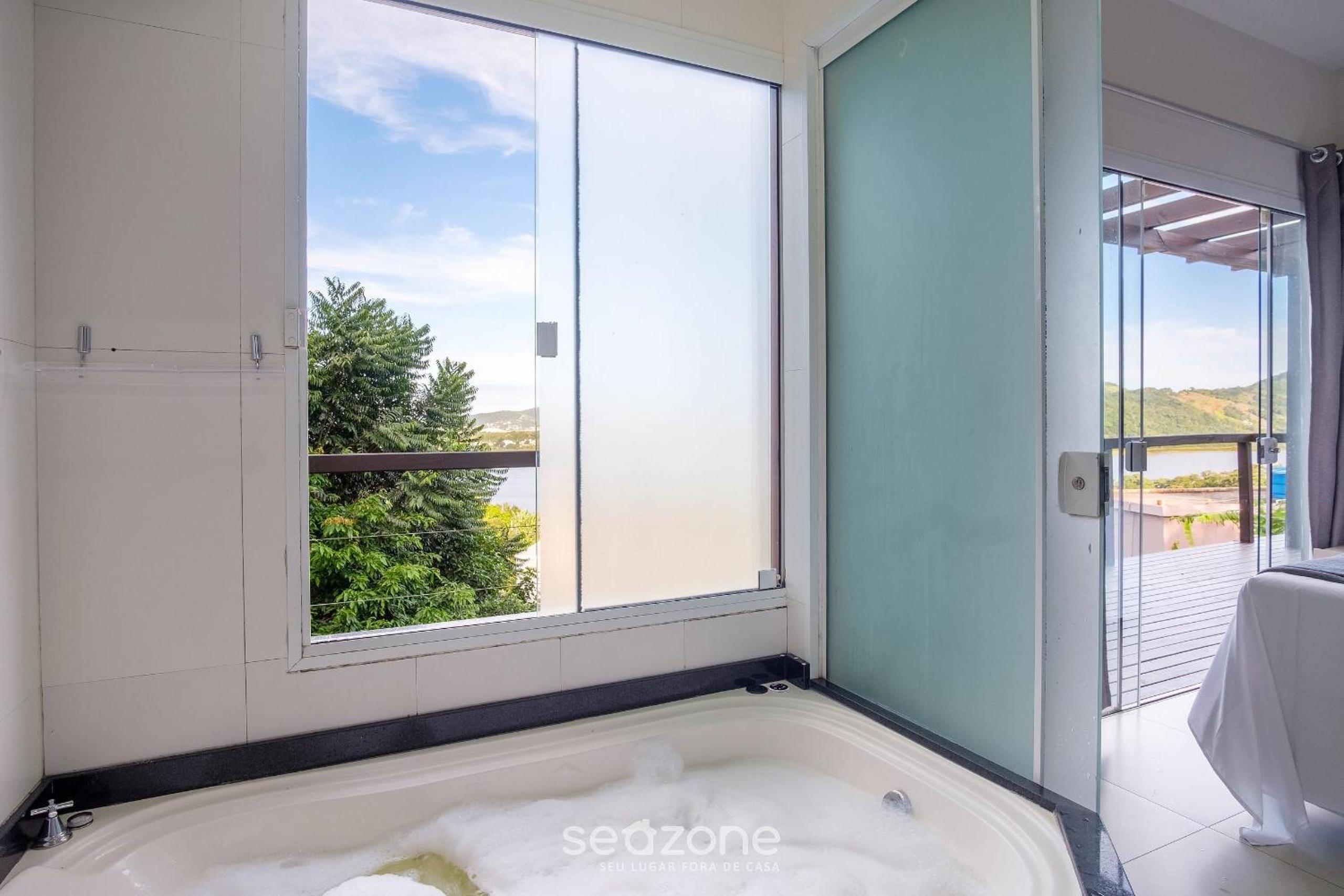 House with Lagoon View and Barbecue CTM0000