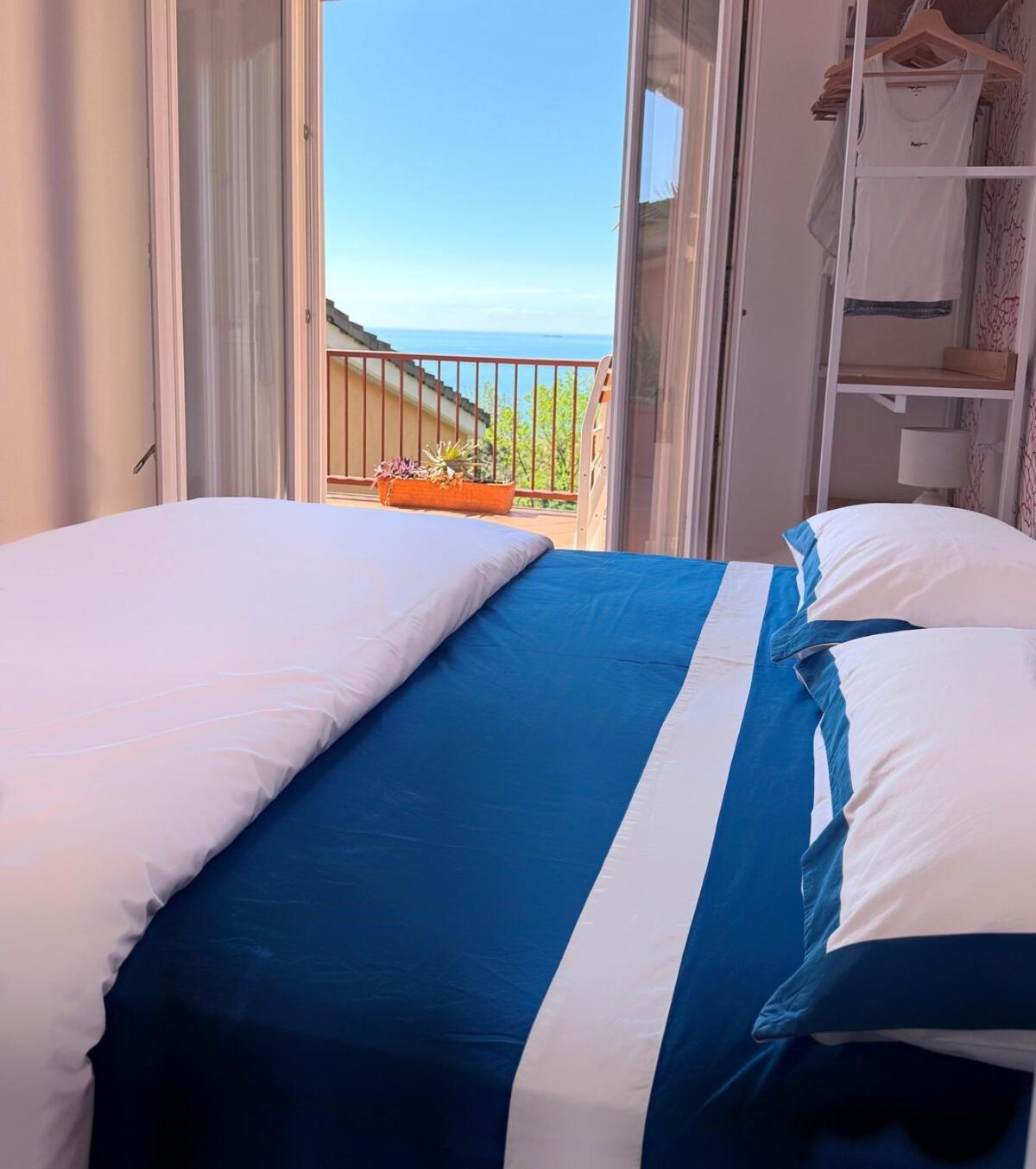 Casa lerici con vista mare panoramica e piscina