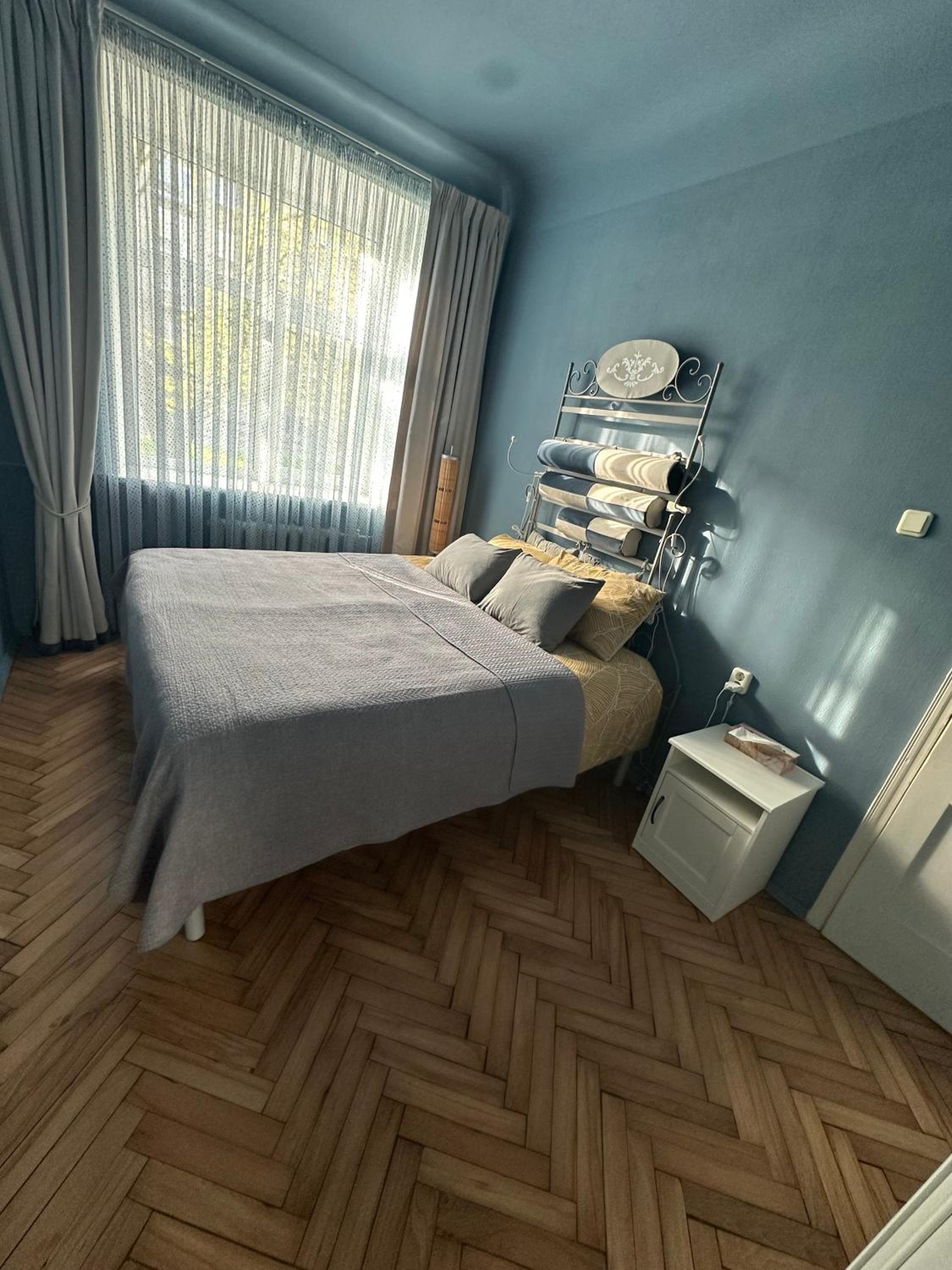 Cozy Apartment- Self Check- In