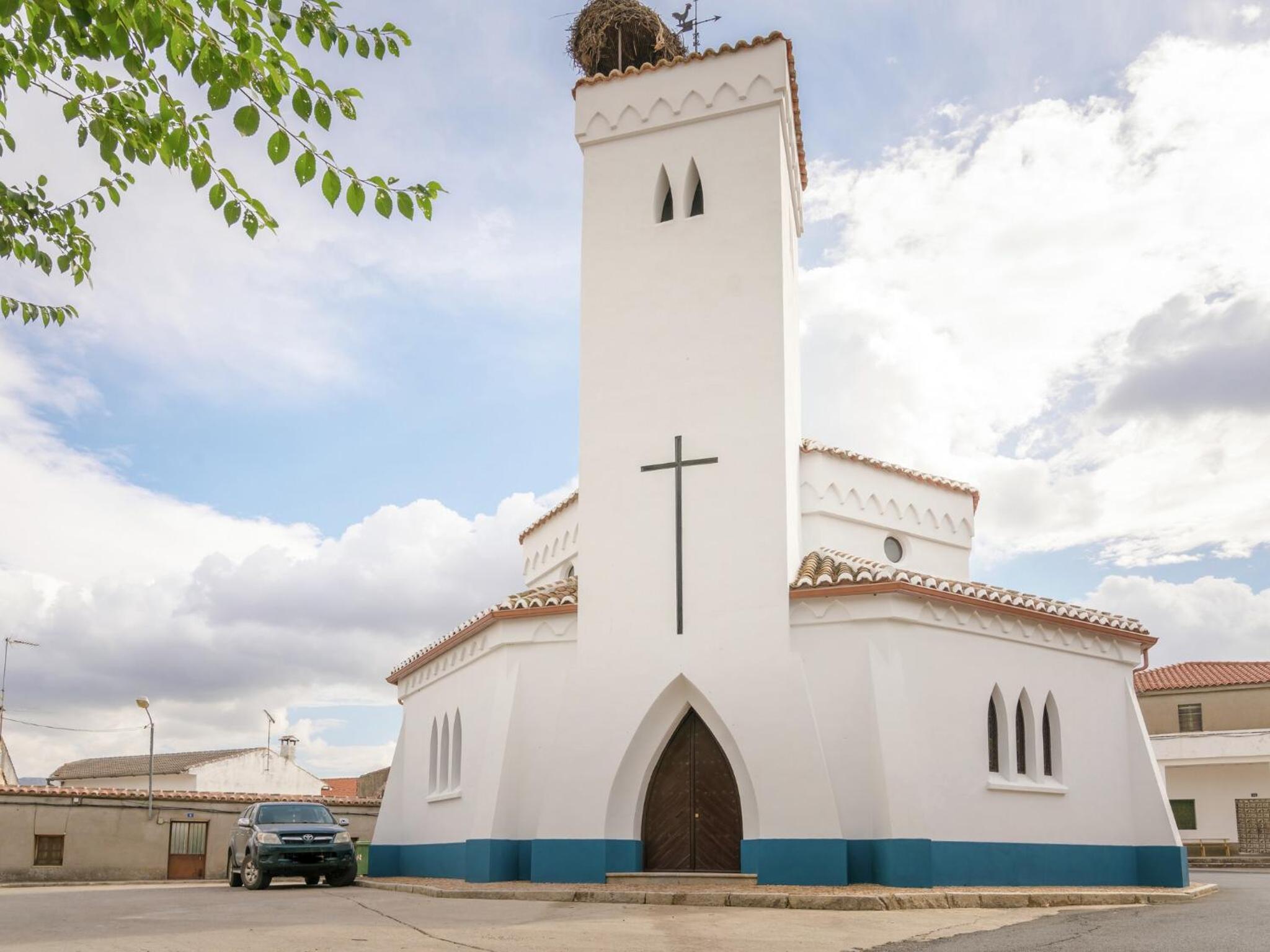 Cottage in Navas de Estena with Pool & Jacuzzi