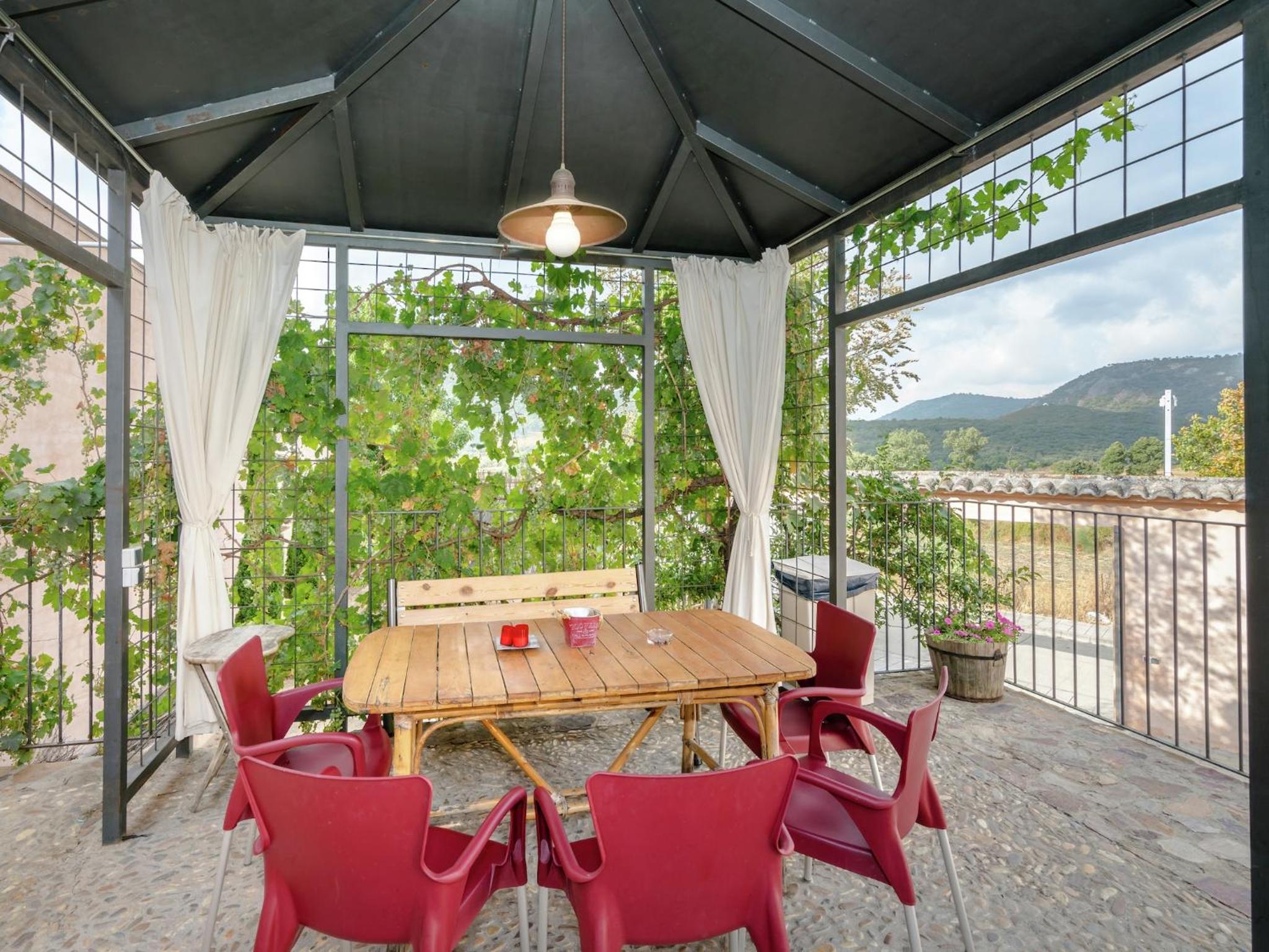 Cottage in Navas de Estena with Pool & Jacuzzi