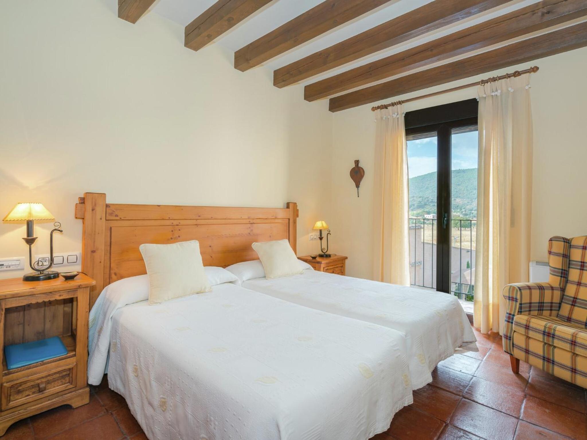 Cottage in Navas de Estena with Pool & Jacuzzi