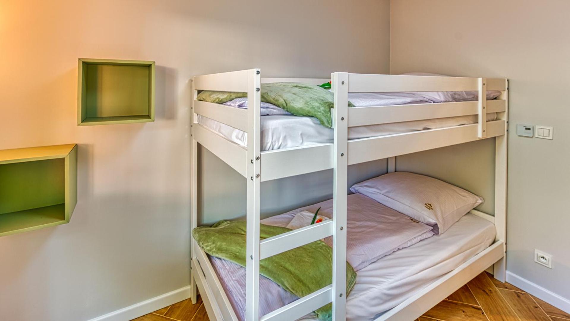 Apartamenty z basenem i saunami STONE HILL RESORT III VIP Centrum by Royal Aparts